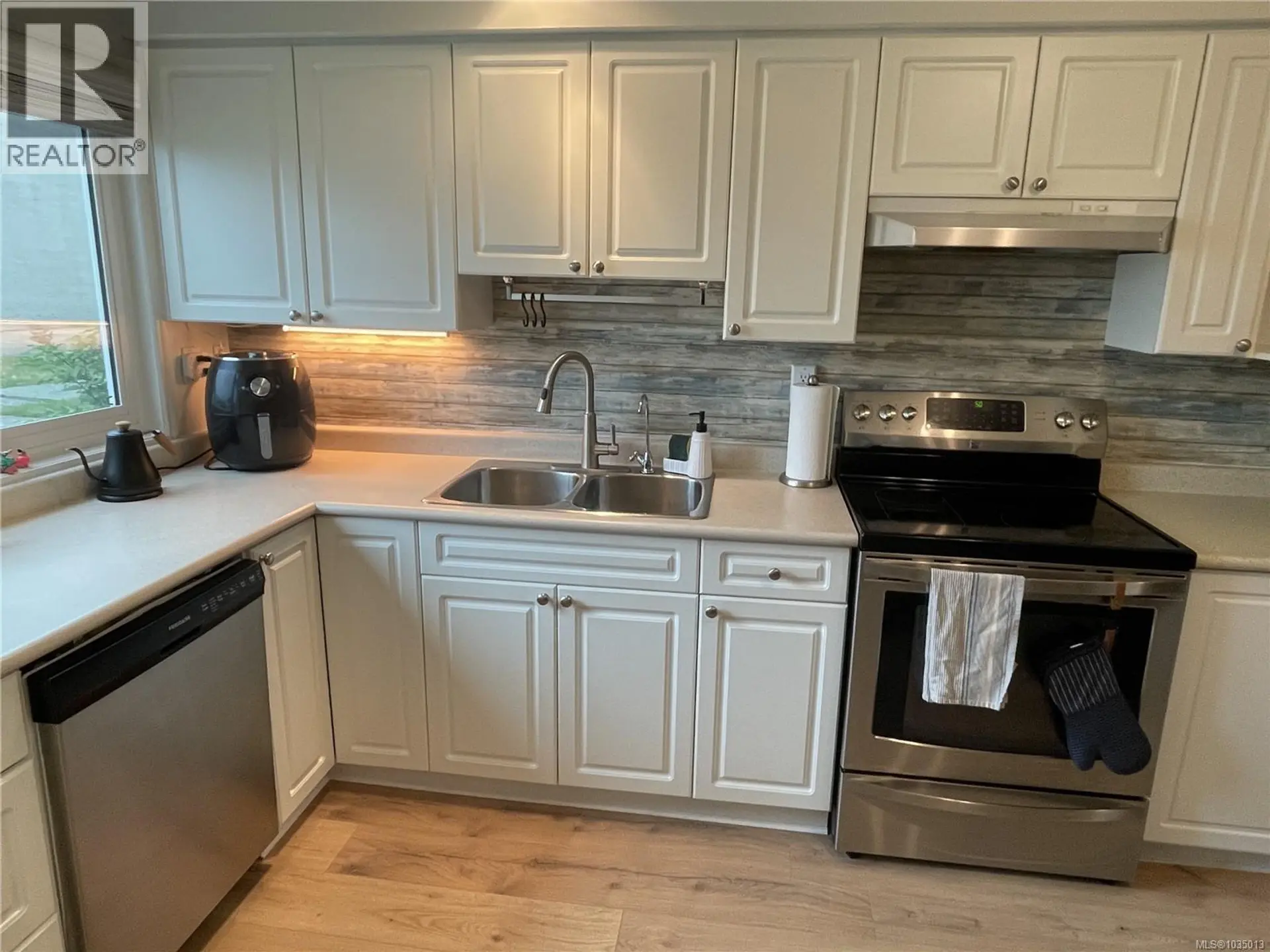 #58 4110 Kendall Ave - Image 6