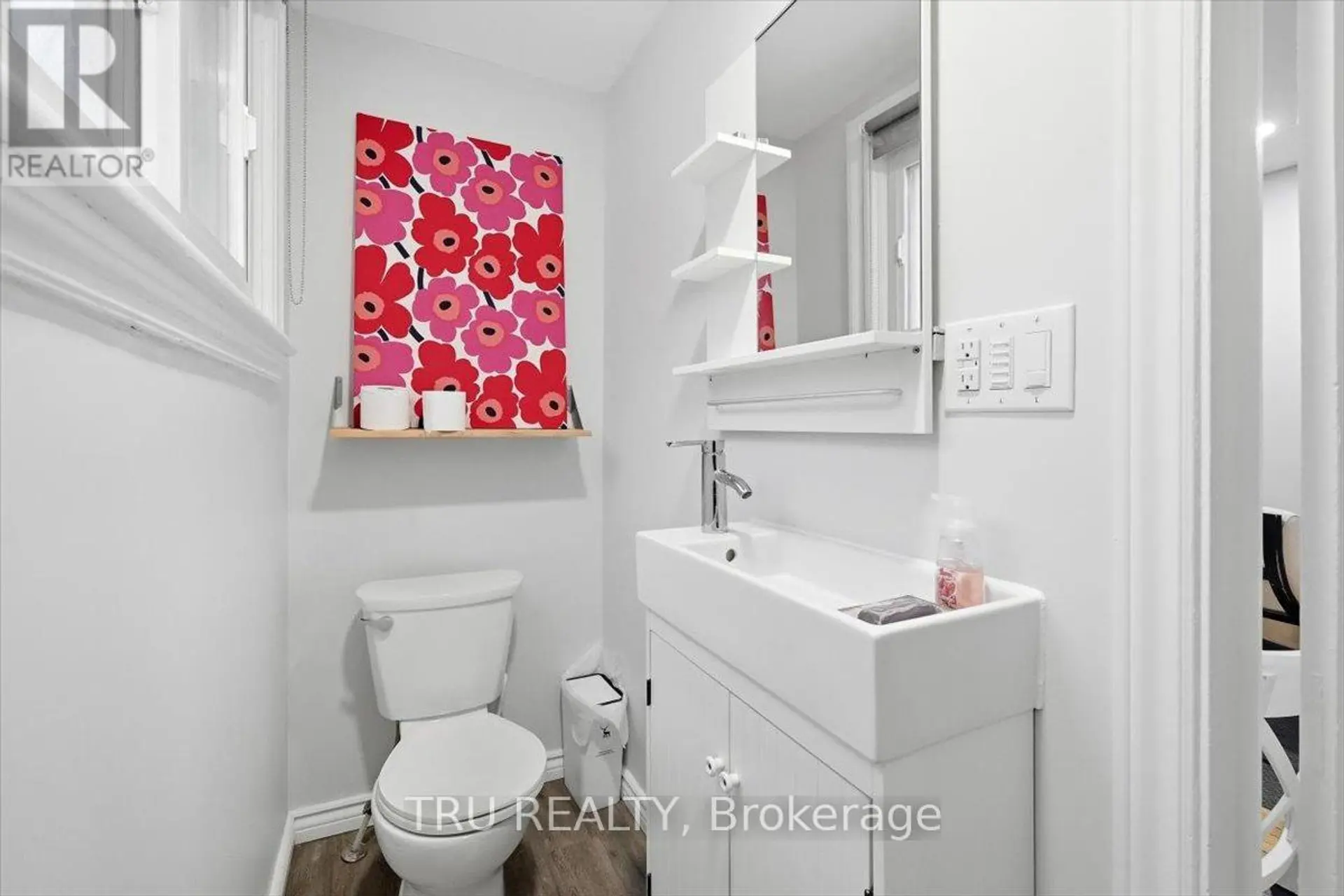355 CAMBRIDGE STREET N - Image 7