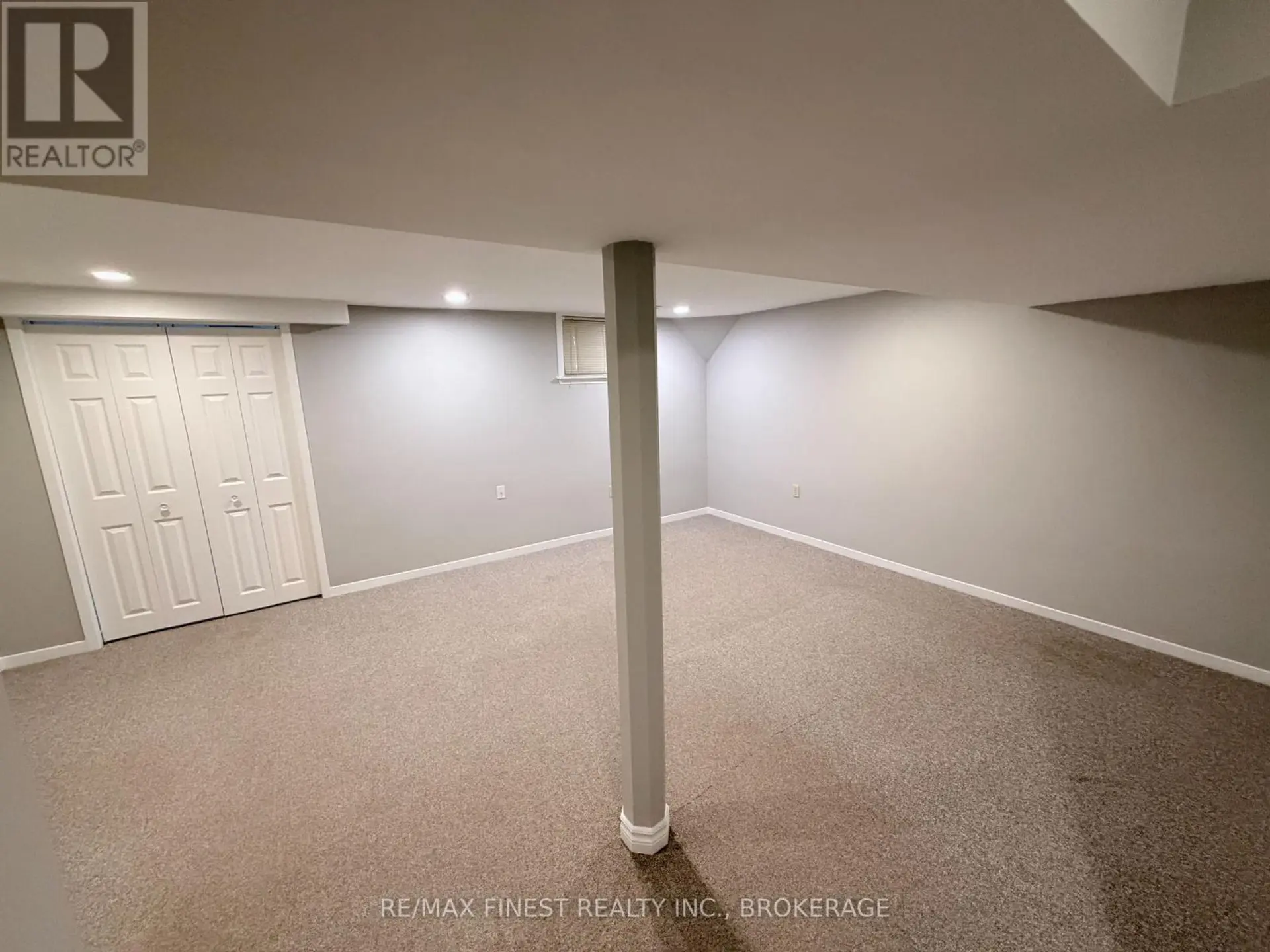 936 KILLARNEY CRESCENT - Image 15