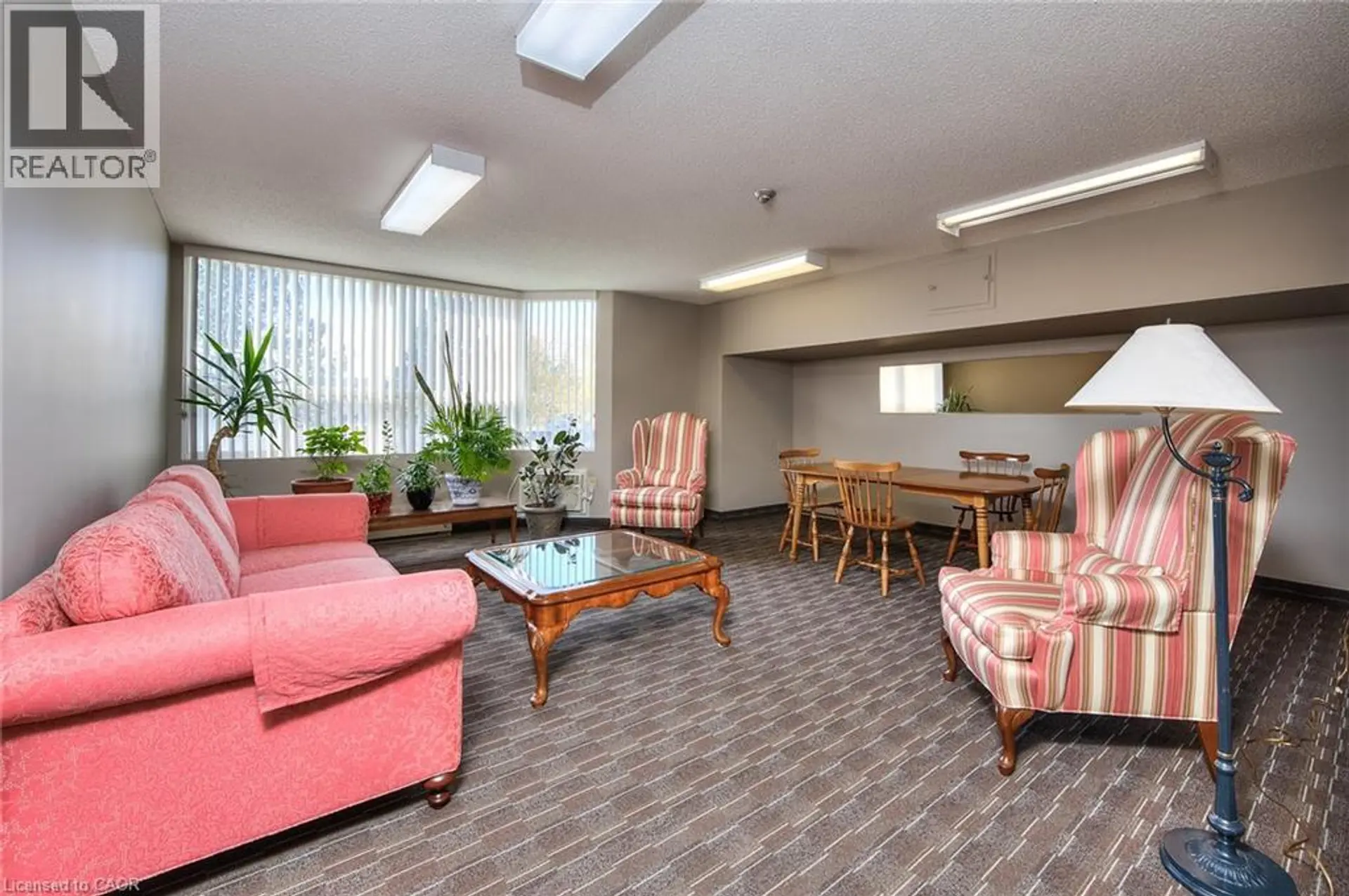 #1605 35 GREEN VALLEY Drive - Image 17
