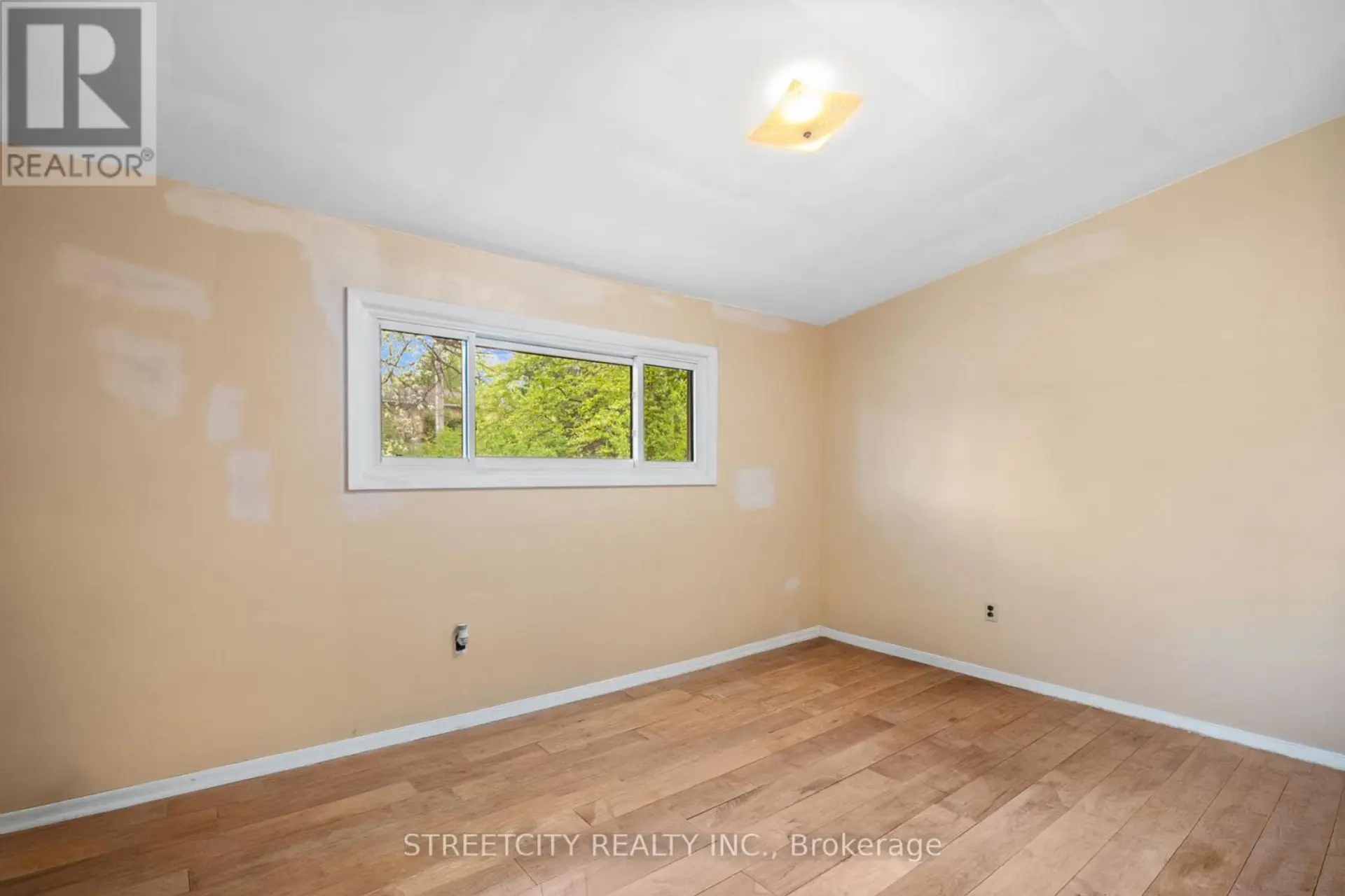 776 SUNNINGHILL AVENUE - Image 11