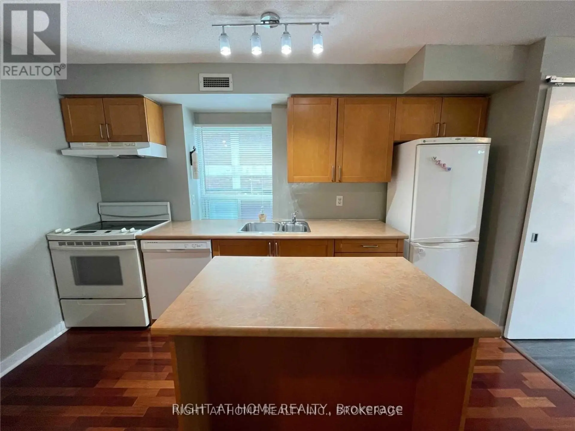 #501 77 LOMBARD STREET - Image 6