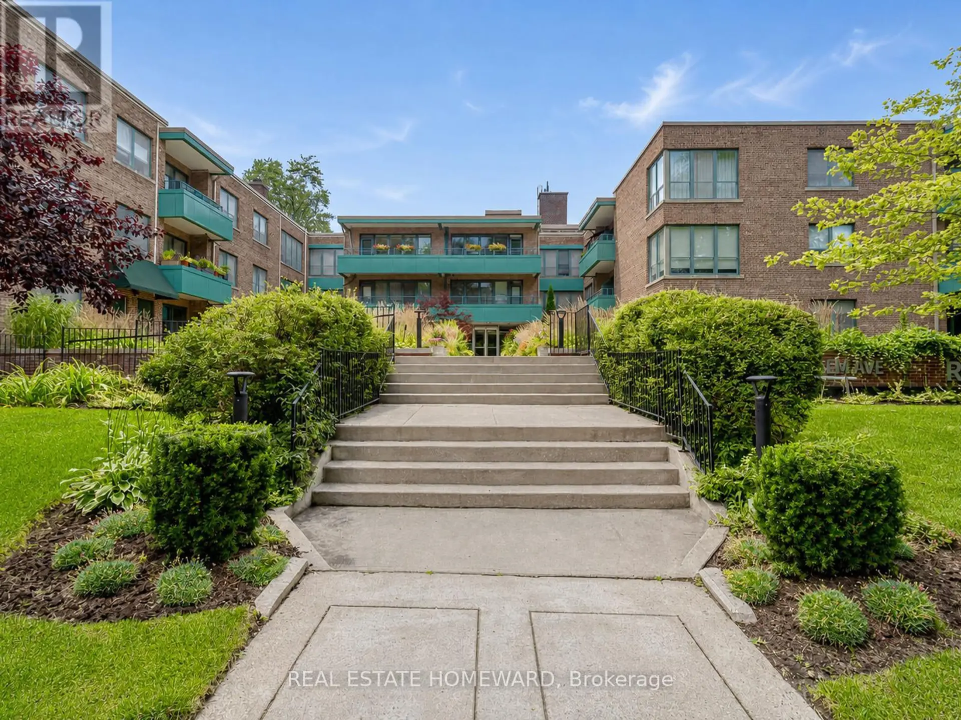 #309 30 ELM AVENUE - Image 1
