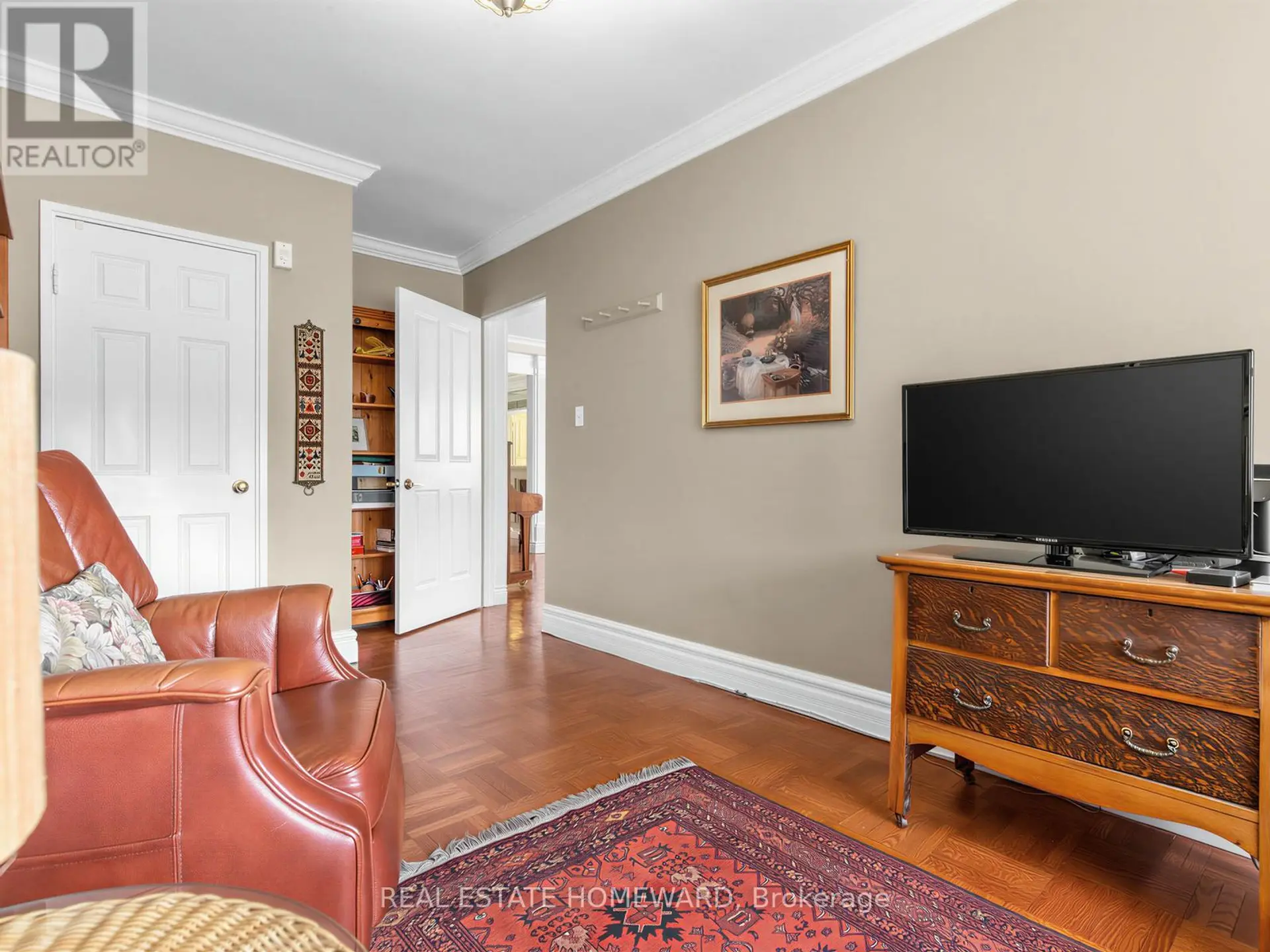 #309 30 ELM AVENUE - Image 20