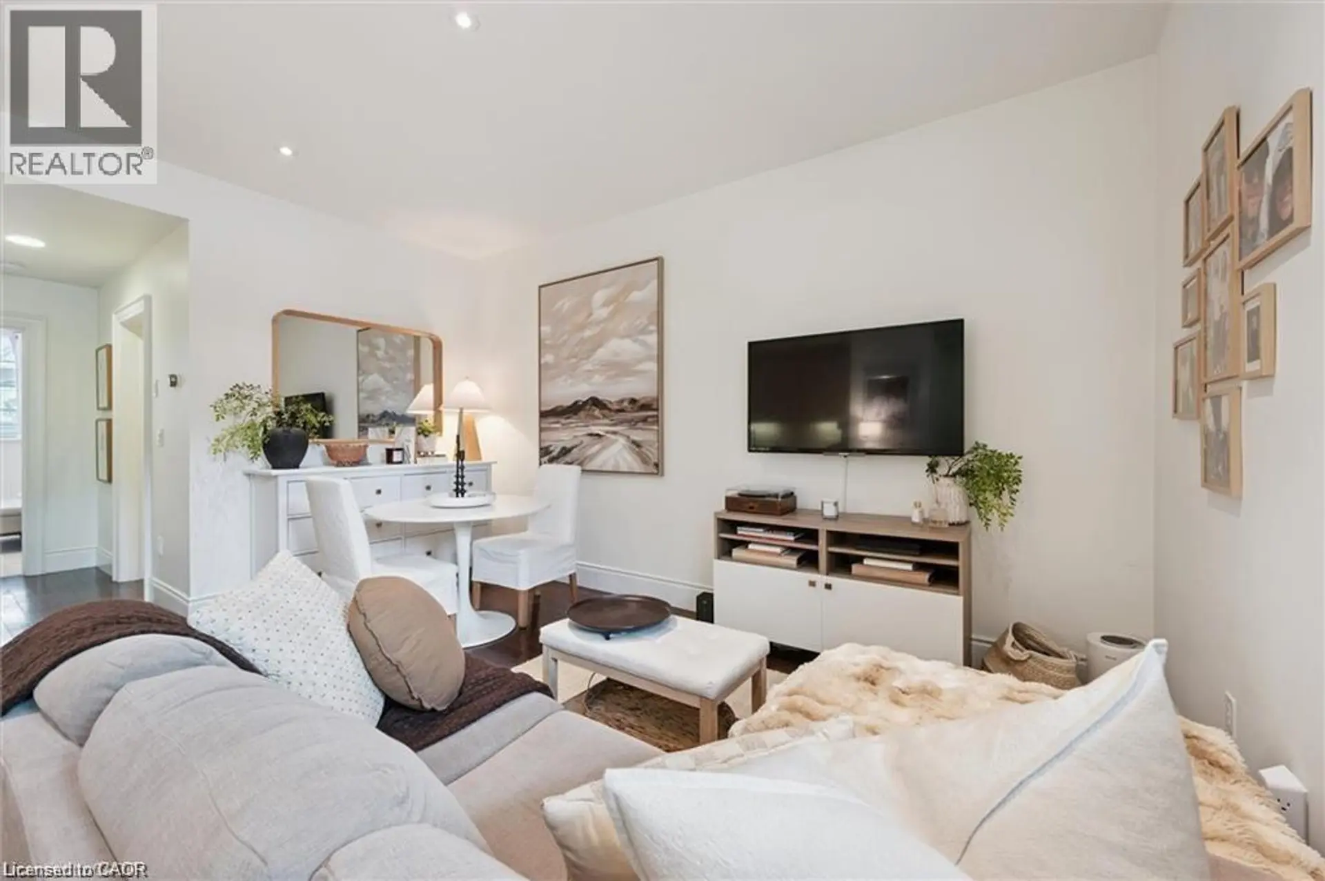 #101 133 PARK Street - Image 3