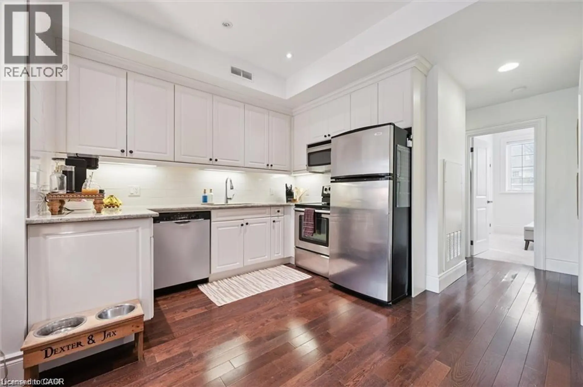 #101 133 PARK Street - Image 6