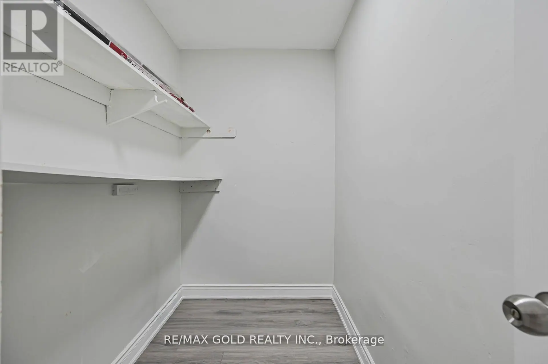 #207 60 STEVENSON ROAD - Image 7