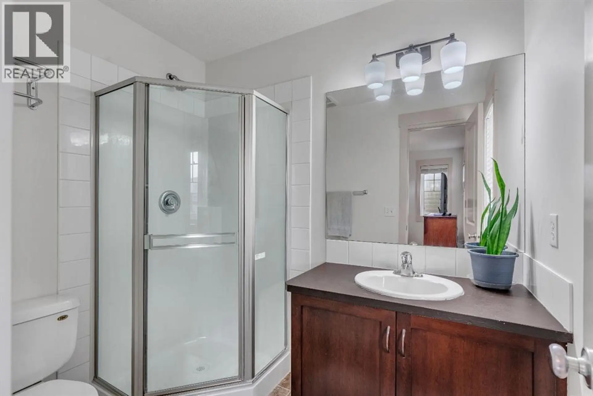 301 Skyview Ranch Drive NE - Image 11