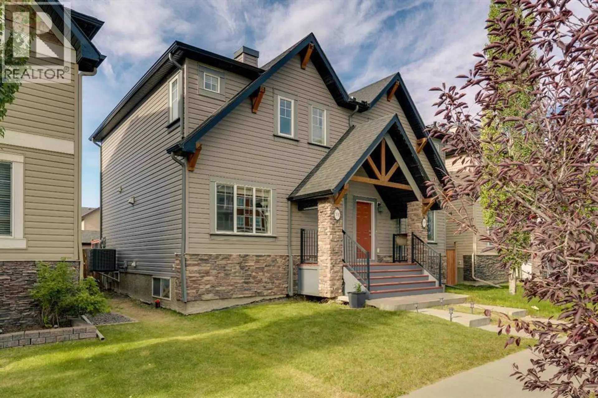 301 Skyview Ranch Drive NE - Image 2