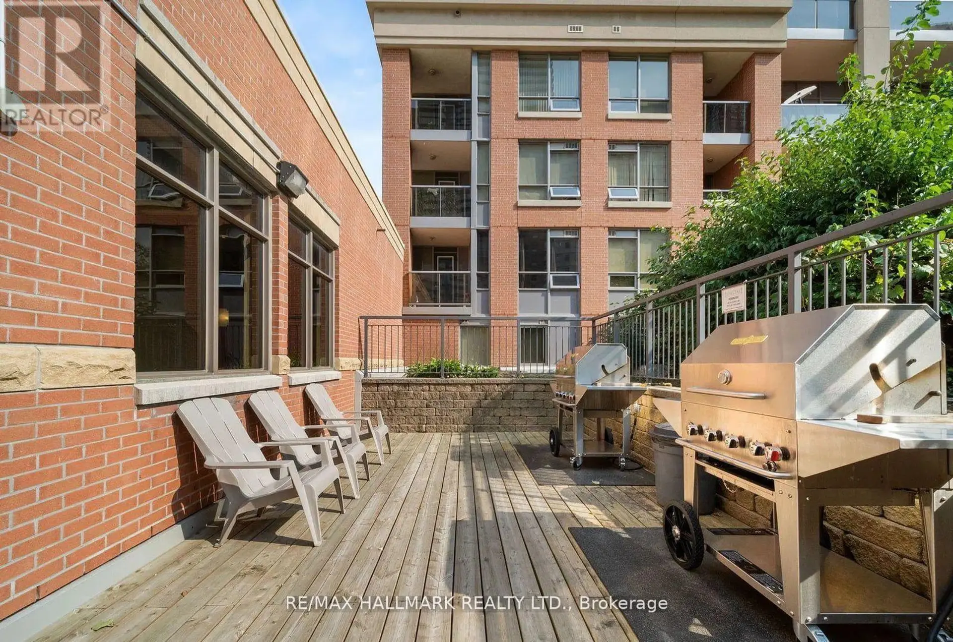 #318 320 CITY CENTRE DRIVE - Image 8