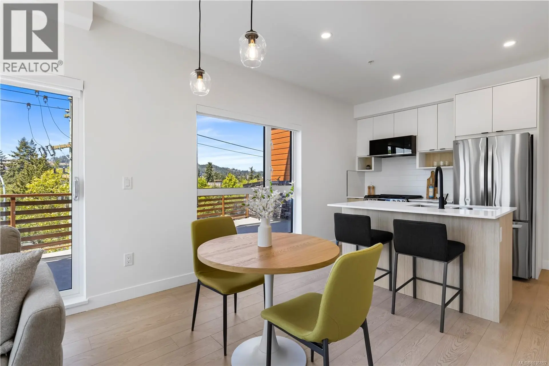 #429 2629 Millstream Rd - Image 6