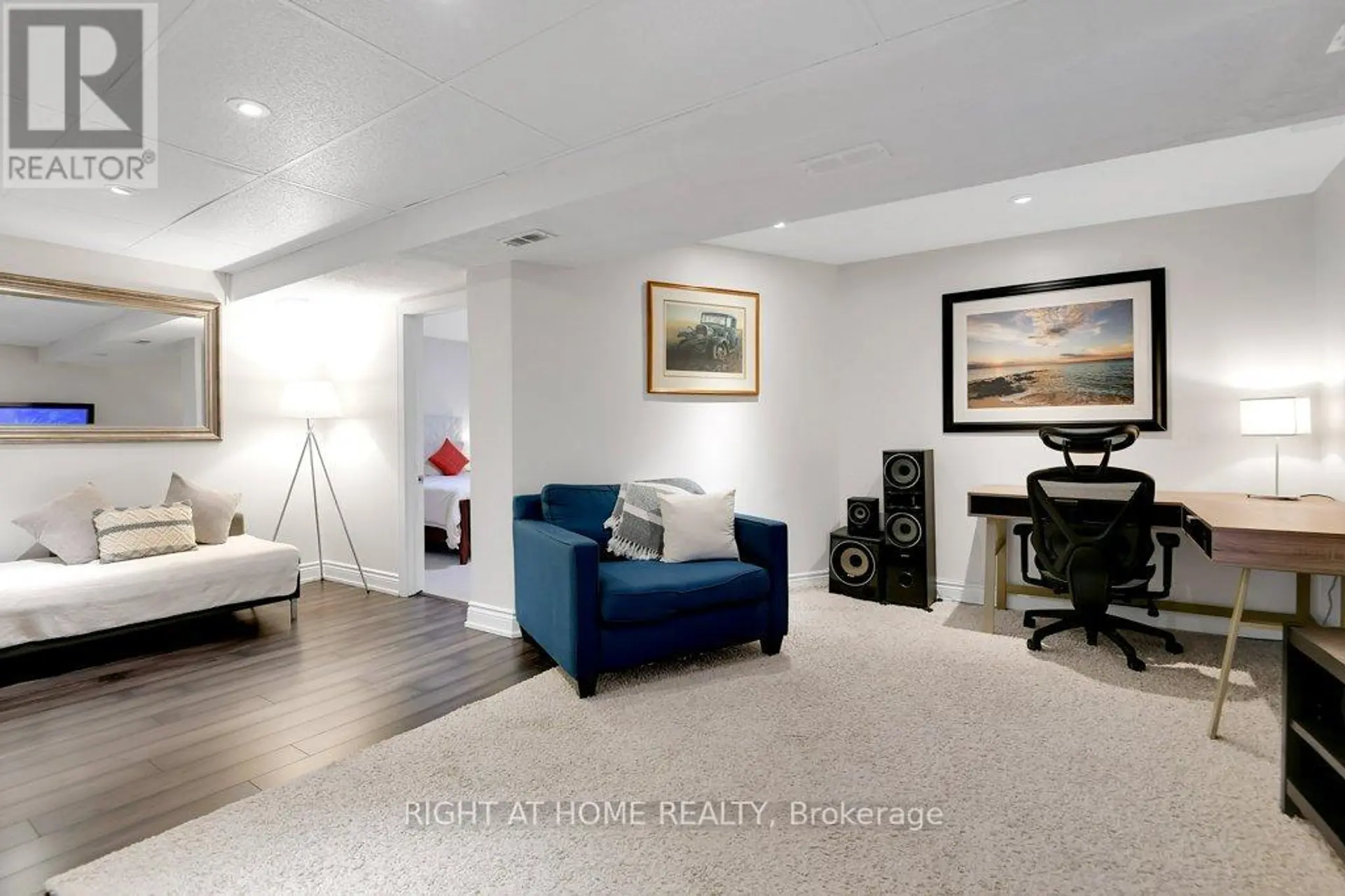33 SPUR AVENUE - Image 16