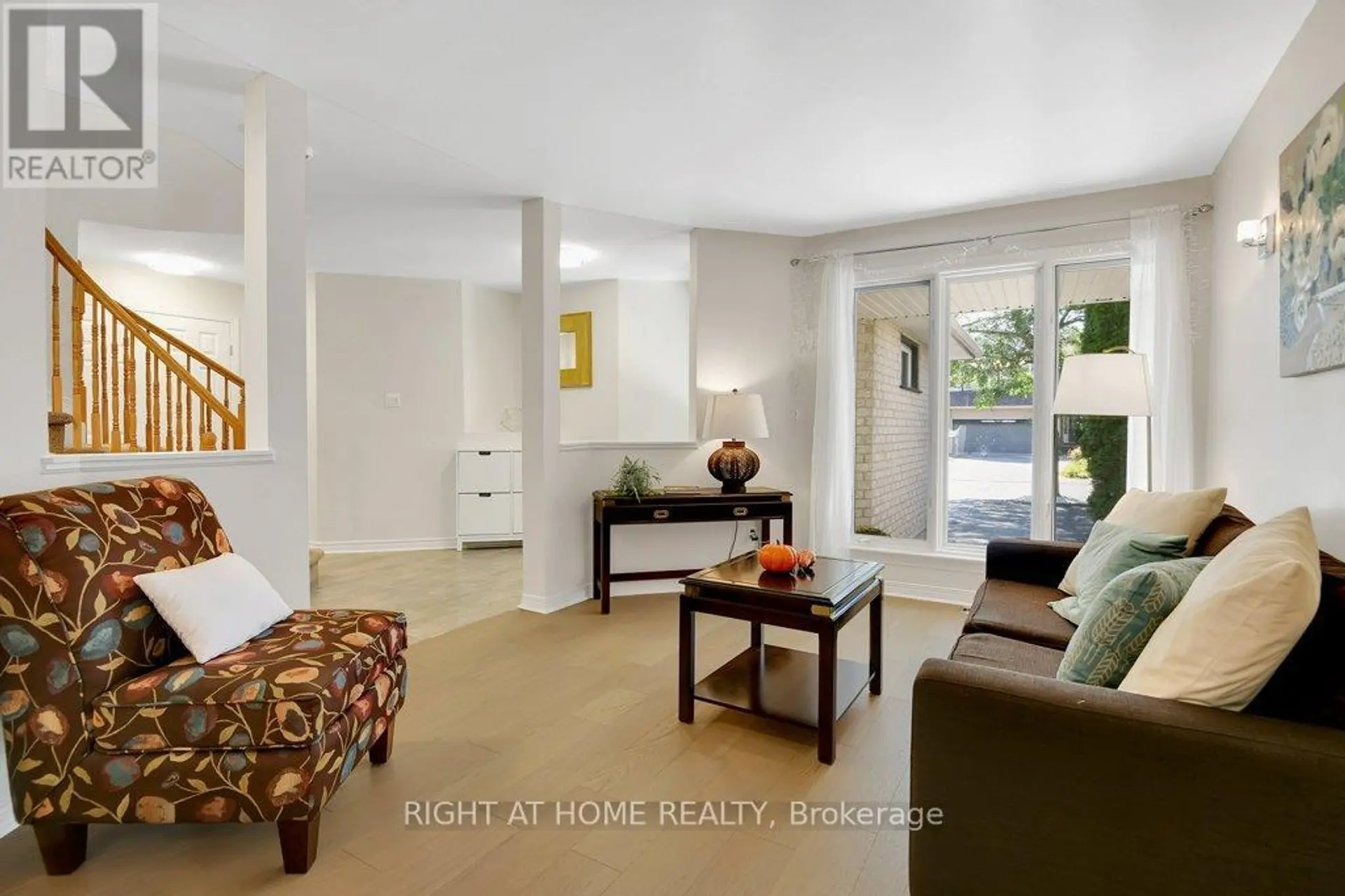 33 SPUR AVENUE - Image 3