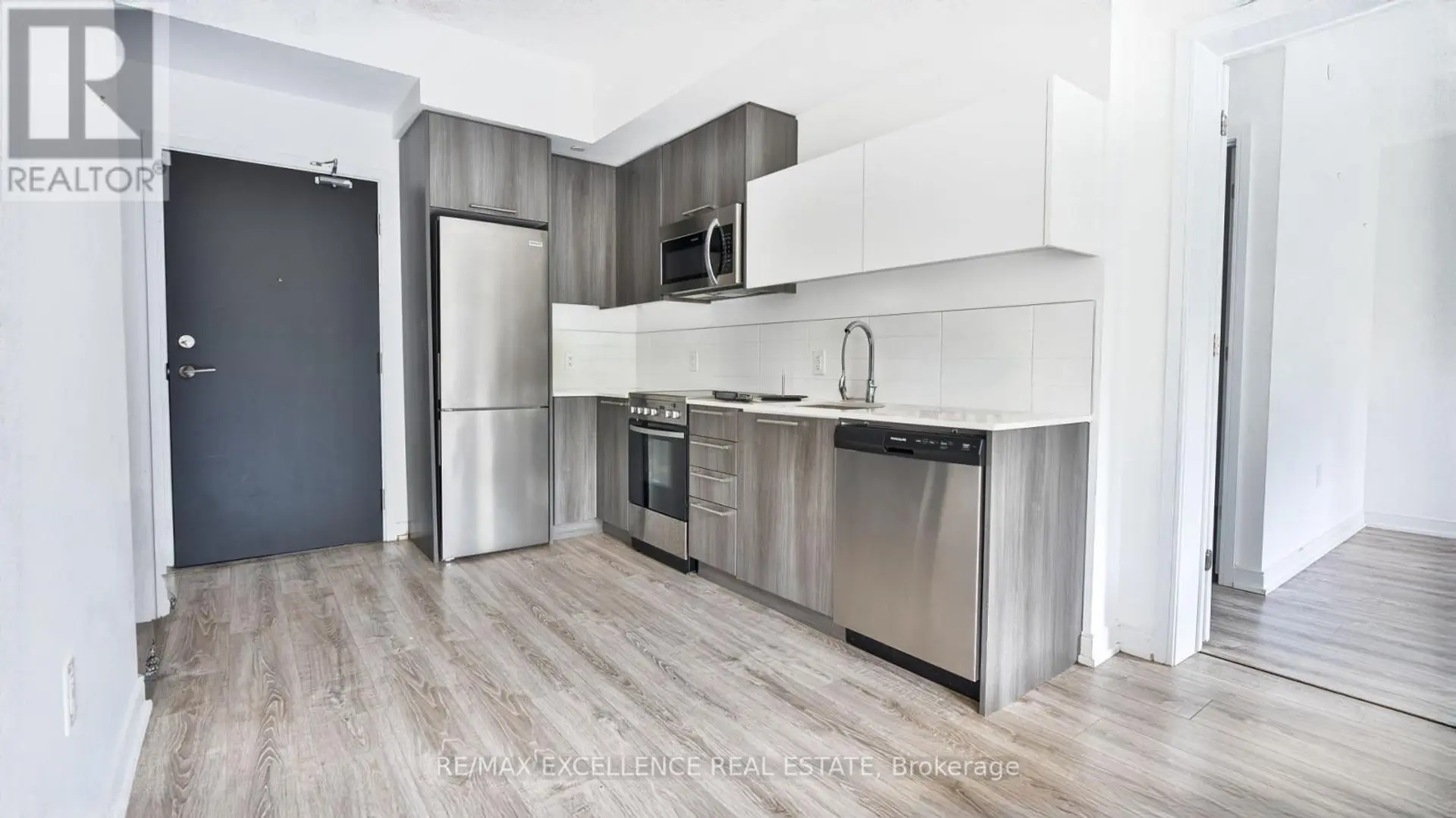 #507 25 NEIGHBOURHOOD LANE - Image 2