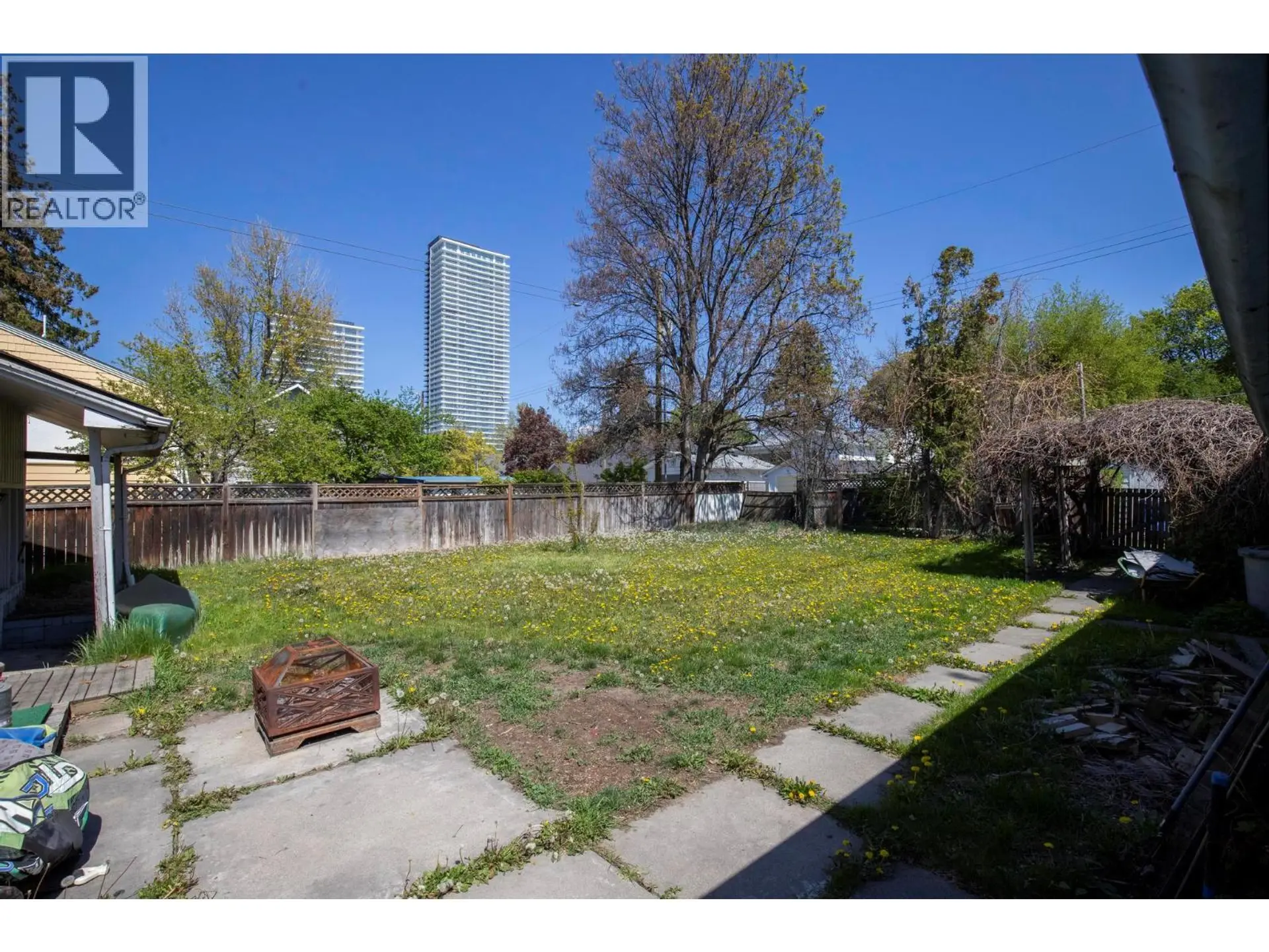 1829 Abbott Street - Image 15