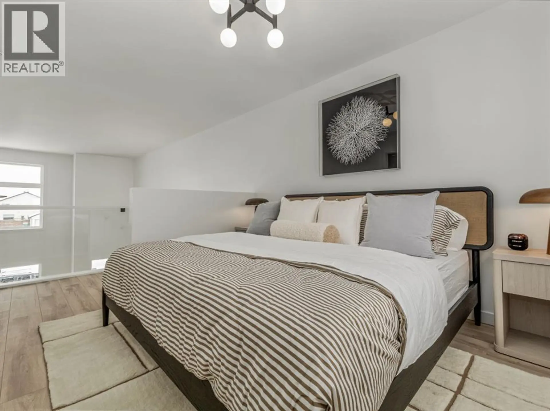 3013 47 Street S - Image 11