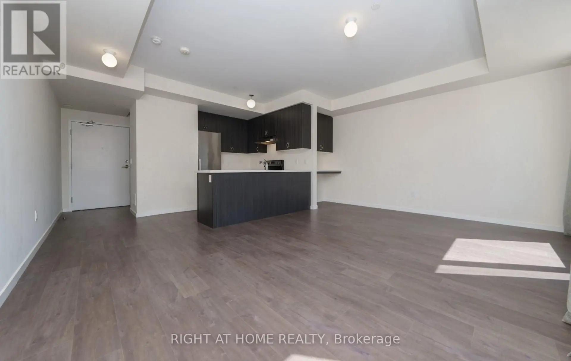 #34 200 ALEX GARDNER CIRCLE - Image 6
