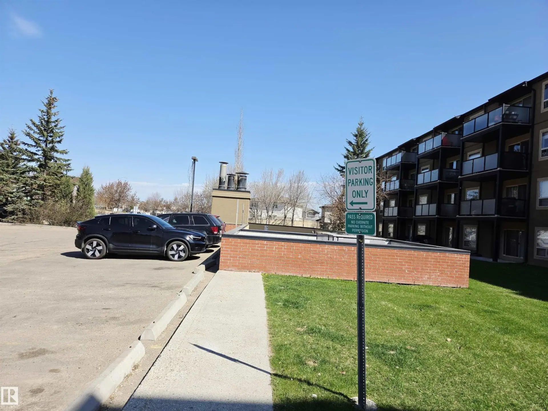 #423 13907 136 ST NW - Image 18