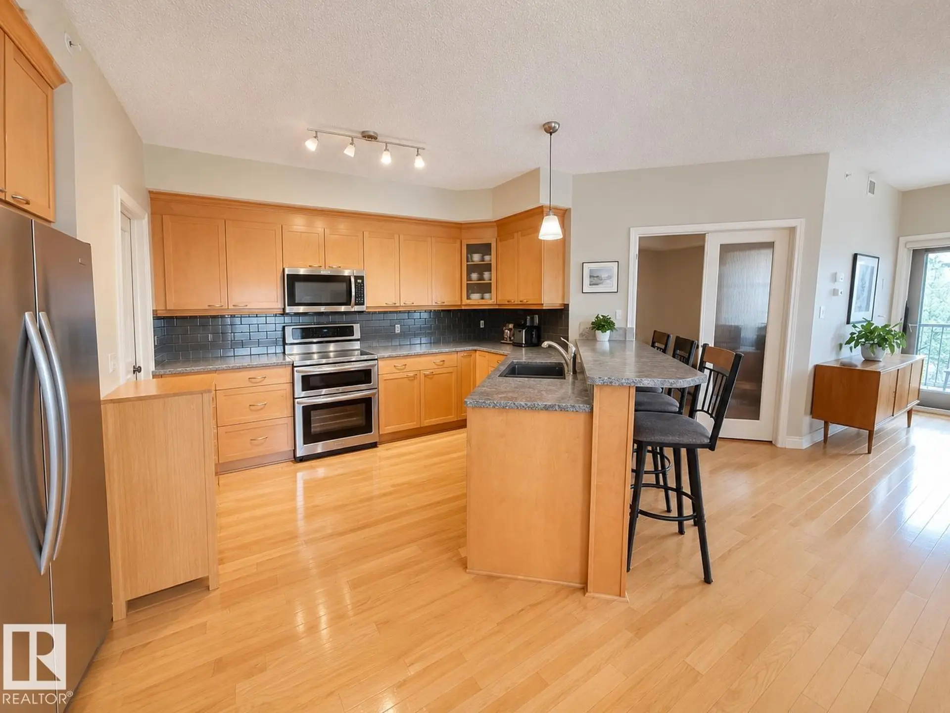 #301 9803 96A ST NW - Image 3