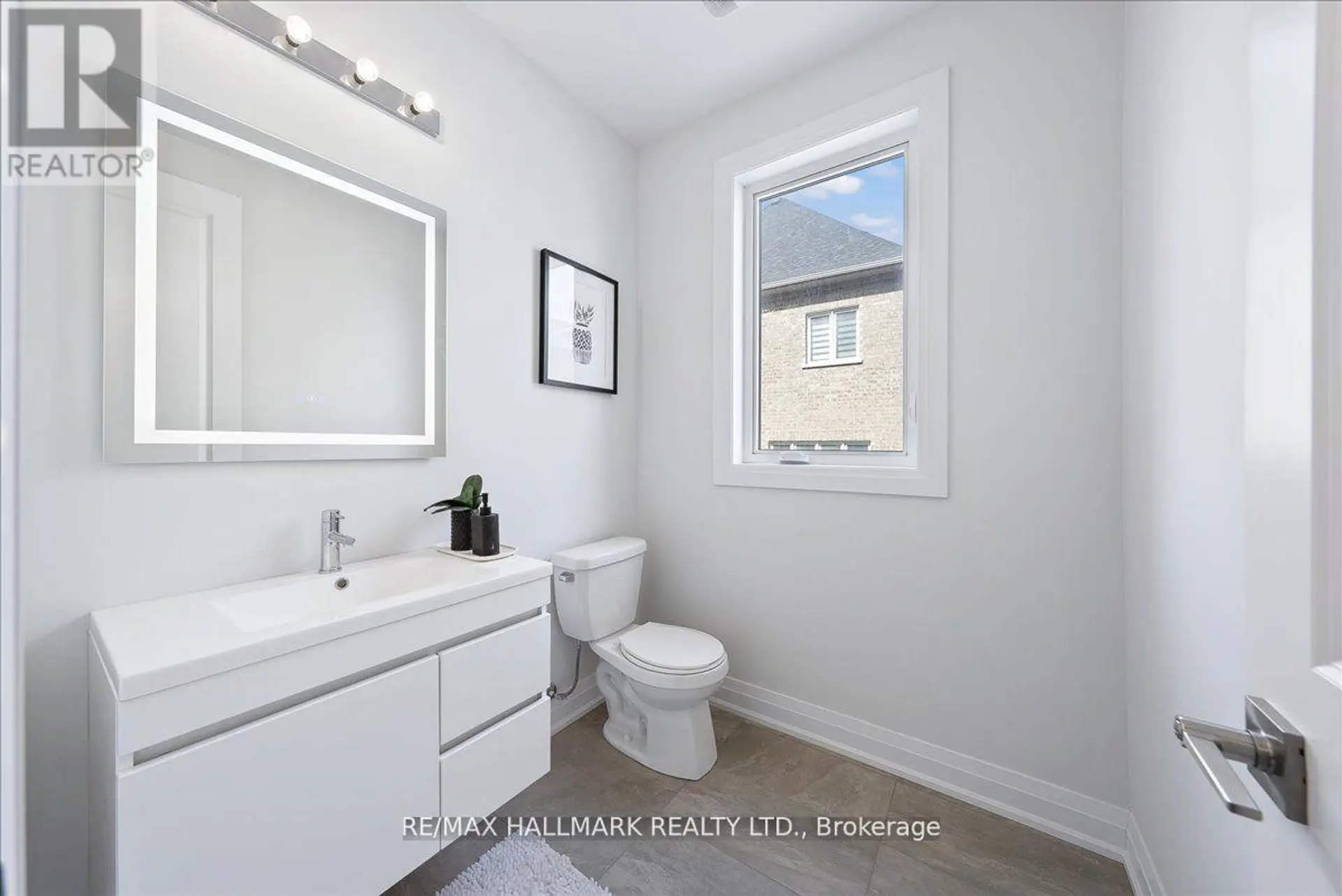 15 AIDA PLACE N - Image 12