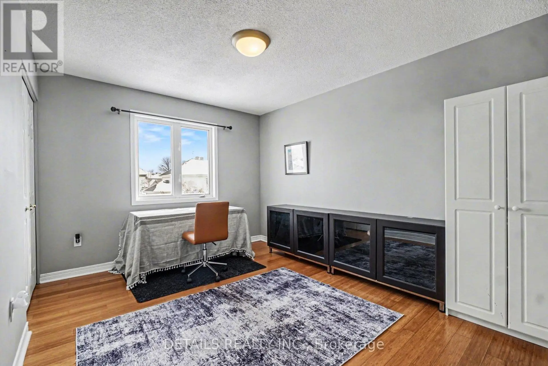 212 SANDRA CRESCENT - Image 14