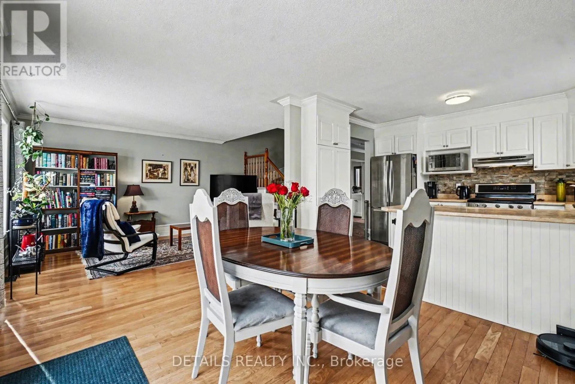 212 SANDRA CRESCENT - Image 5
