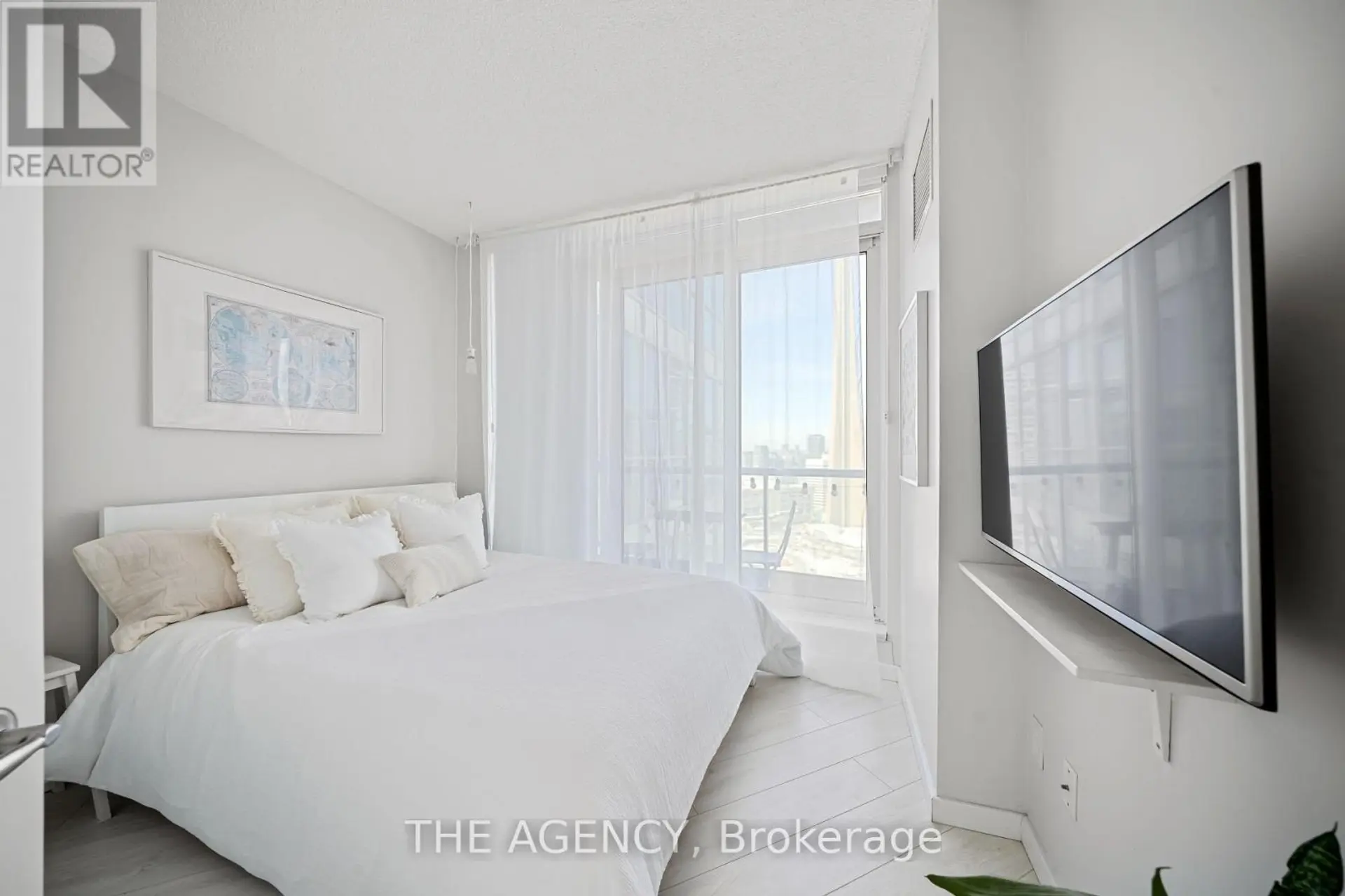 #3313 208 QUEENS QUAY W - Image 12