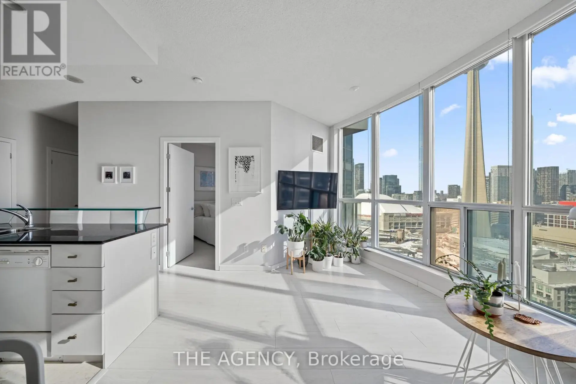 #3313 208 QUEENS QUAY W - Image 6