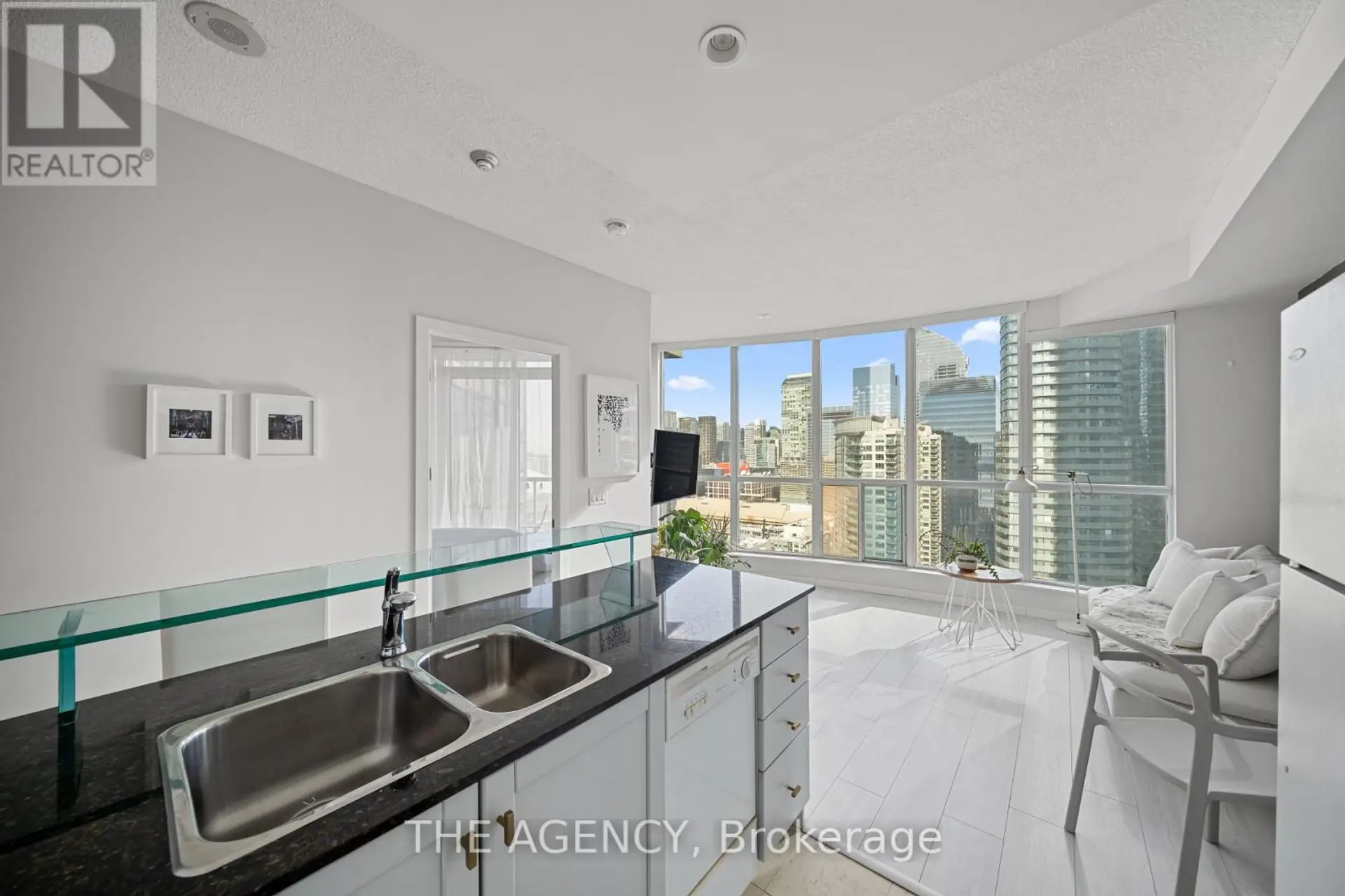 #3313 208 QUEENS QUAY W - Image 8