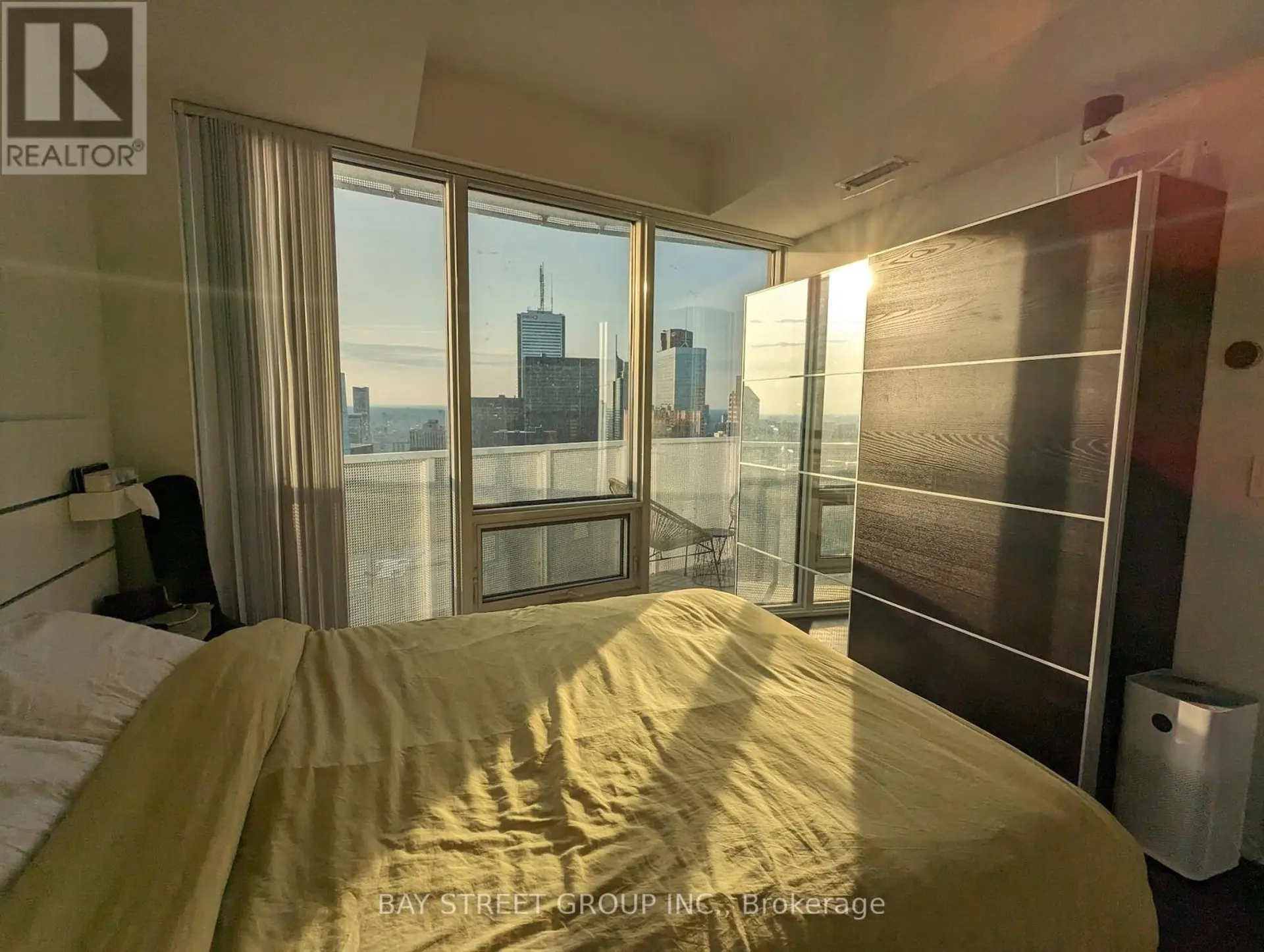 #6103 100 HARBOUR STREET - Image 10