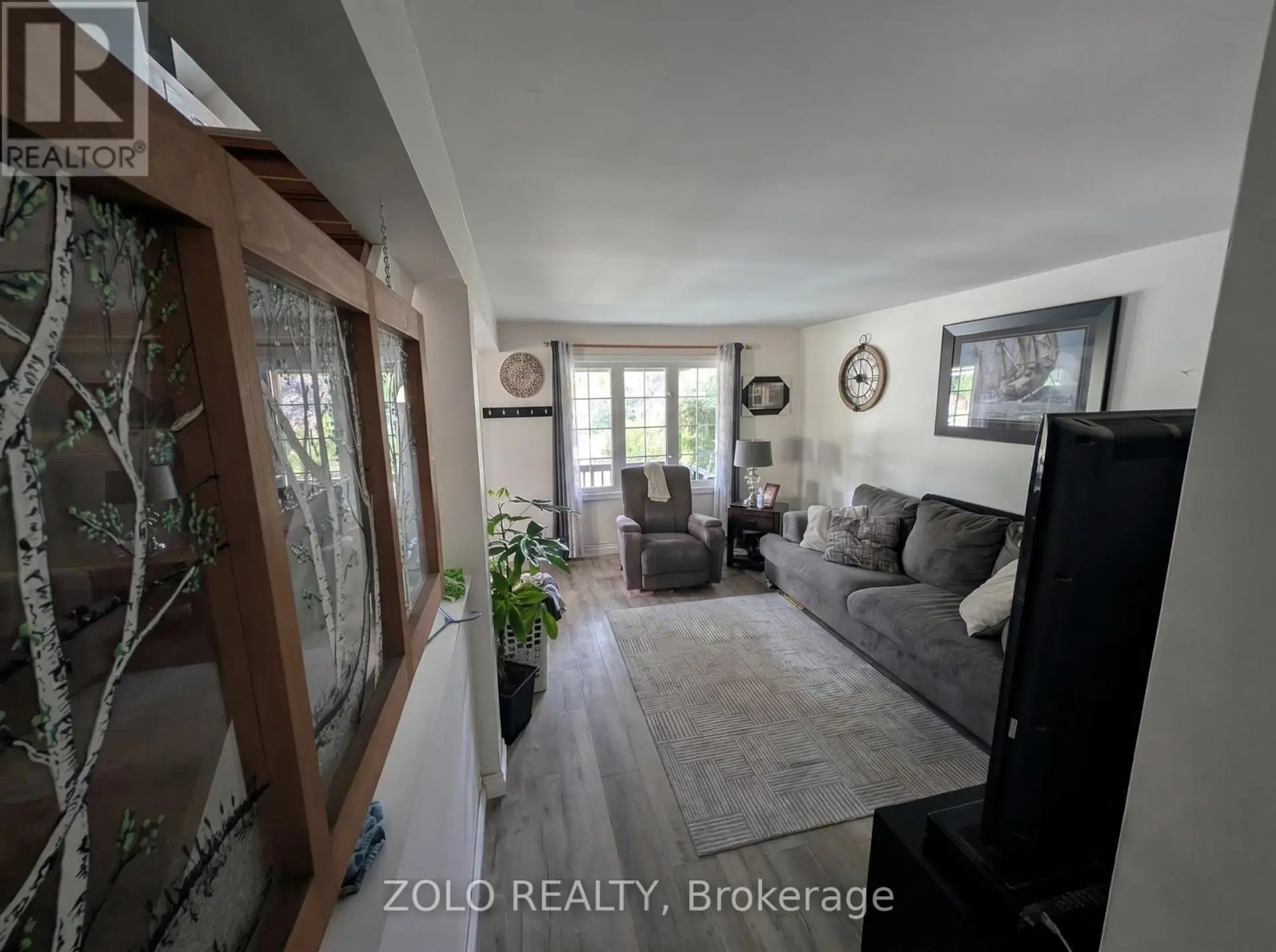 369 ATHOL STREET E - Image 3