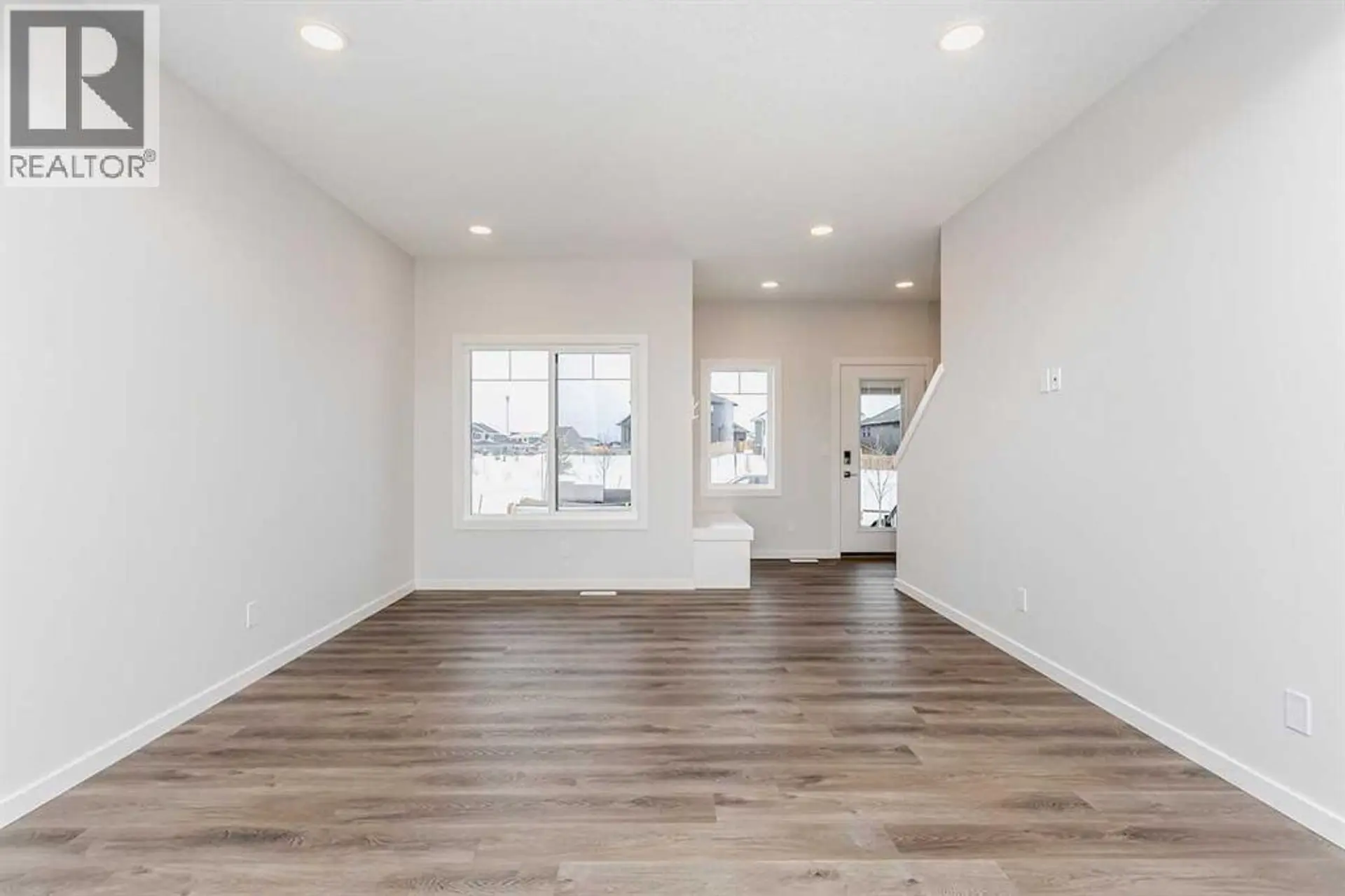 230 Heartwood Parade SE - Image 4