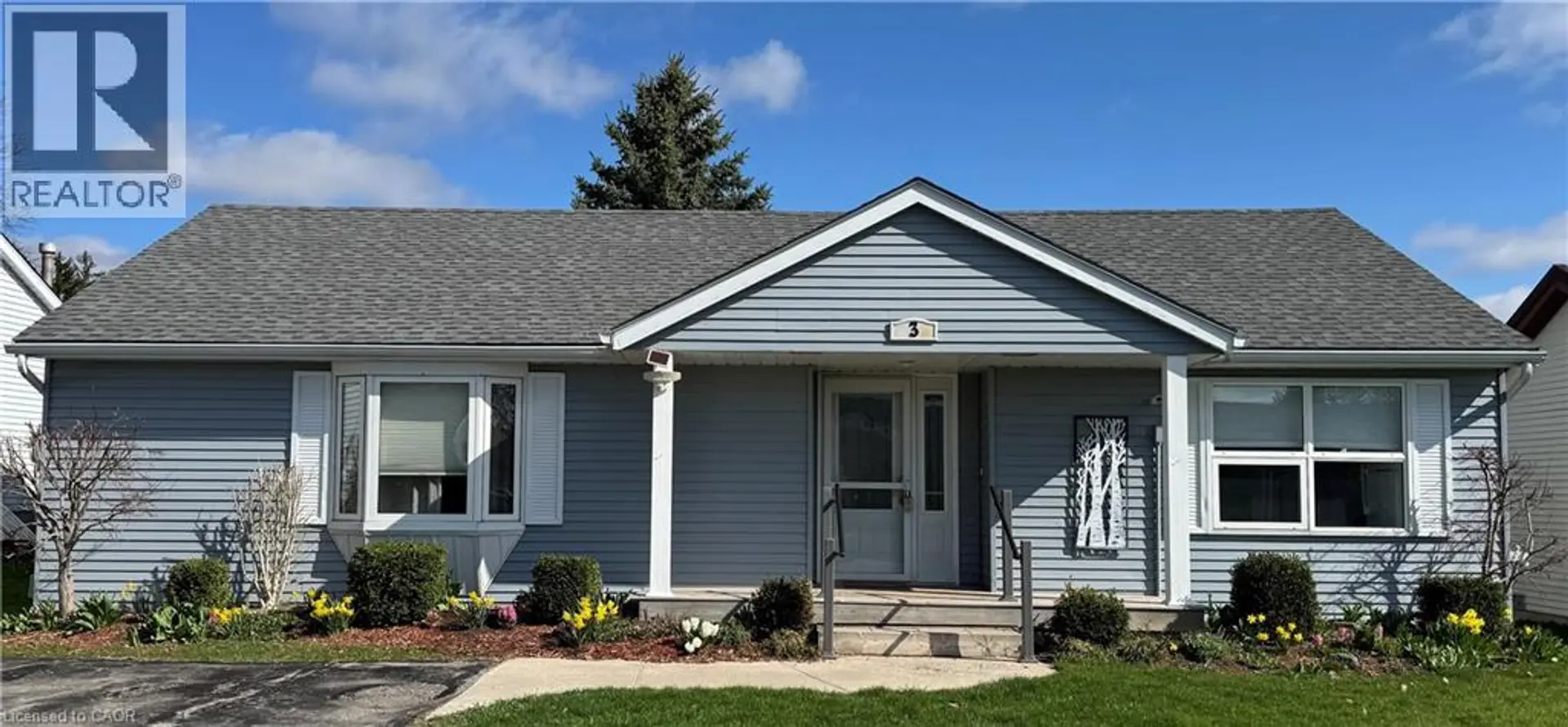 3 ROLLING BROOK Lane - Image 1