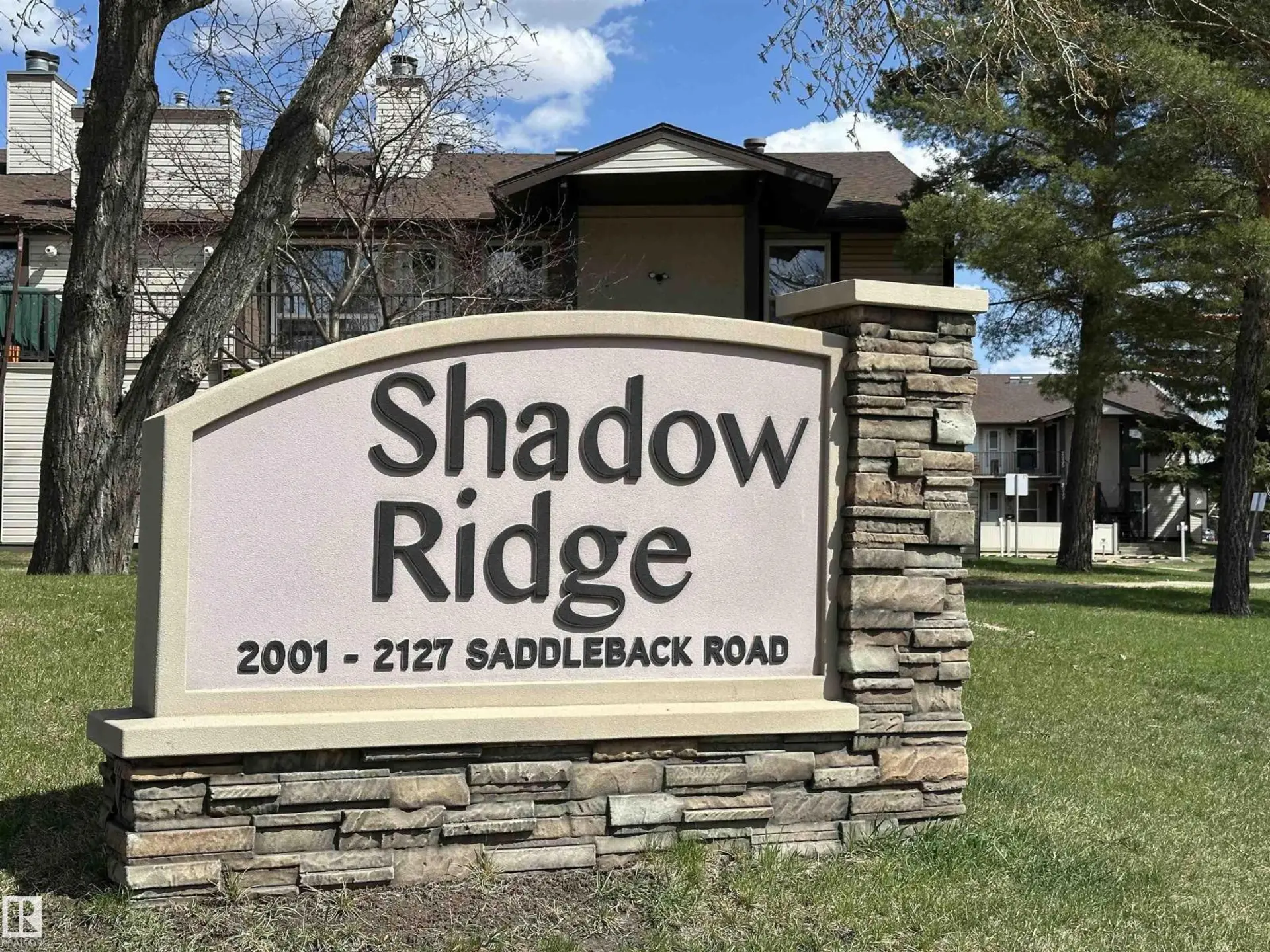 2071 SADDLEBACK RD NW - Image 4