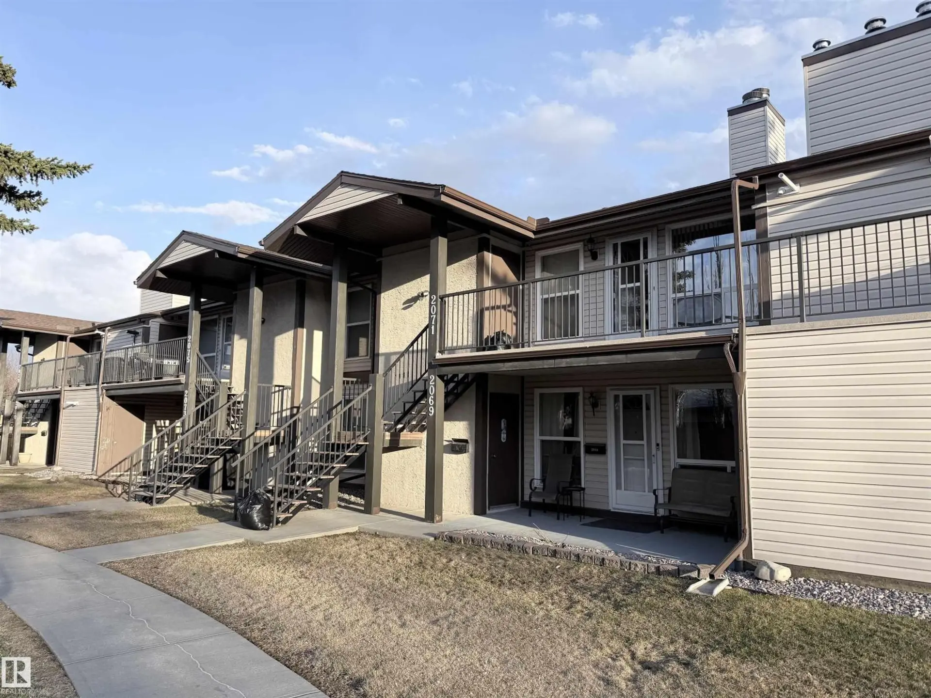 2071 SADDLEBACK RD NW - Image 1