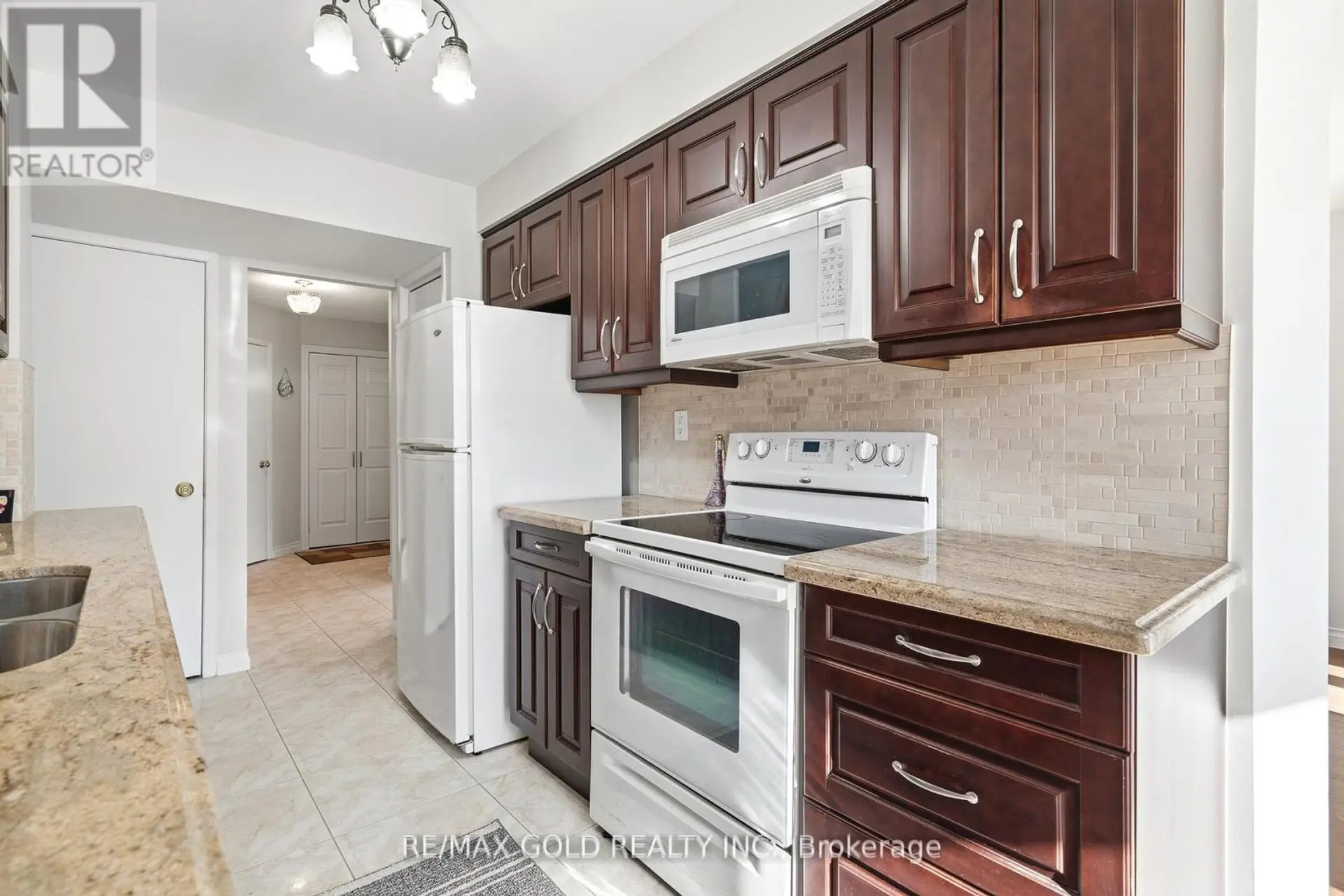 4334 LEE DRIVE - Image 9