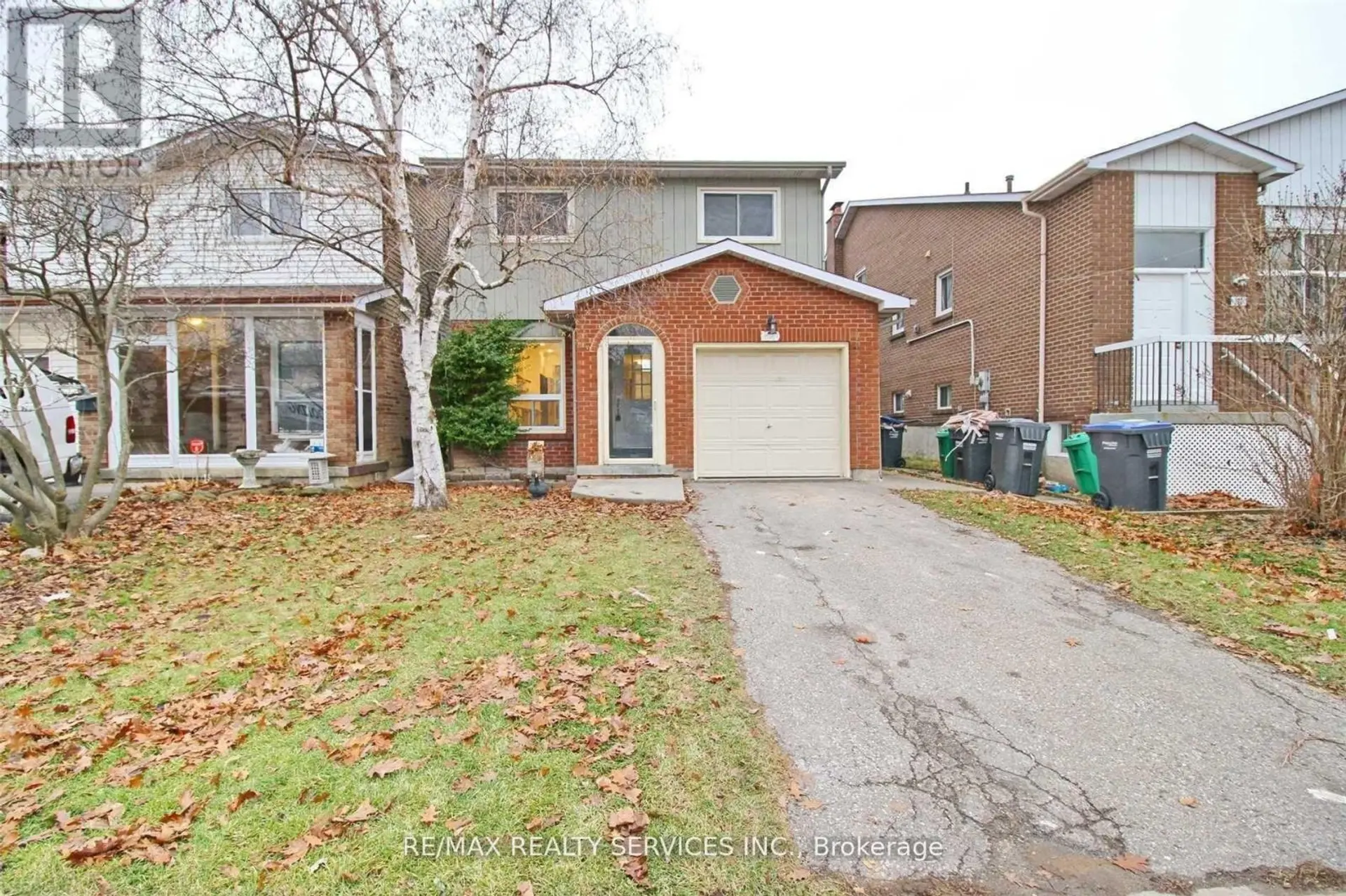 120 SIMMONS BOULEVARD - Image 1