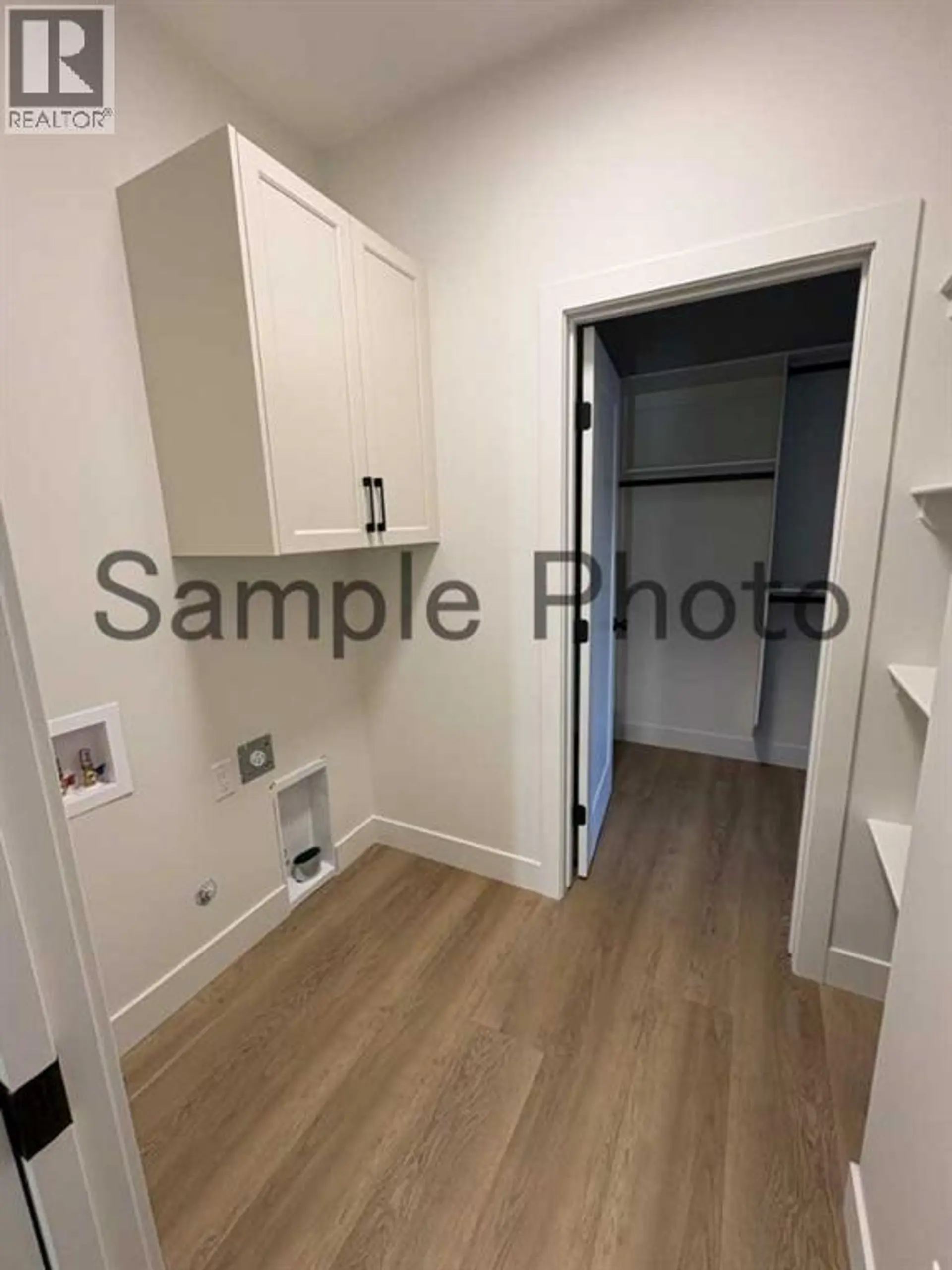 10656 147 Avenue - Image 12