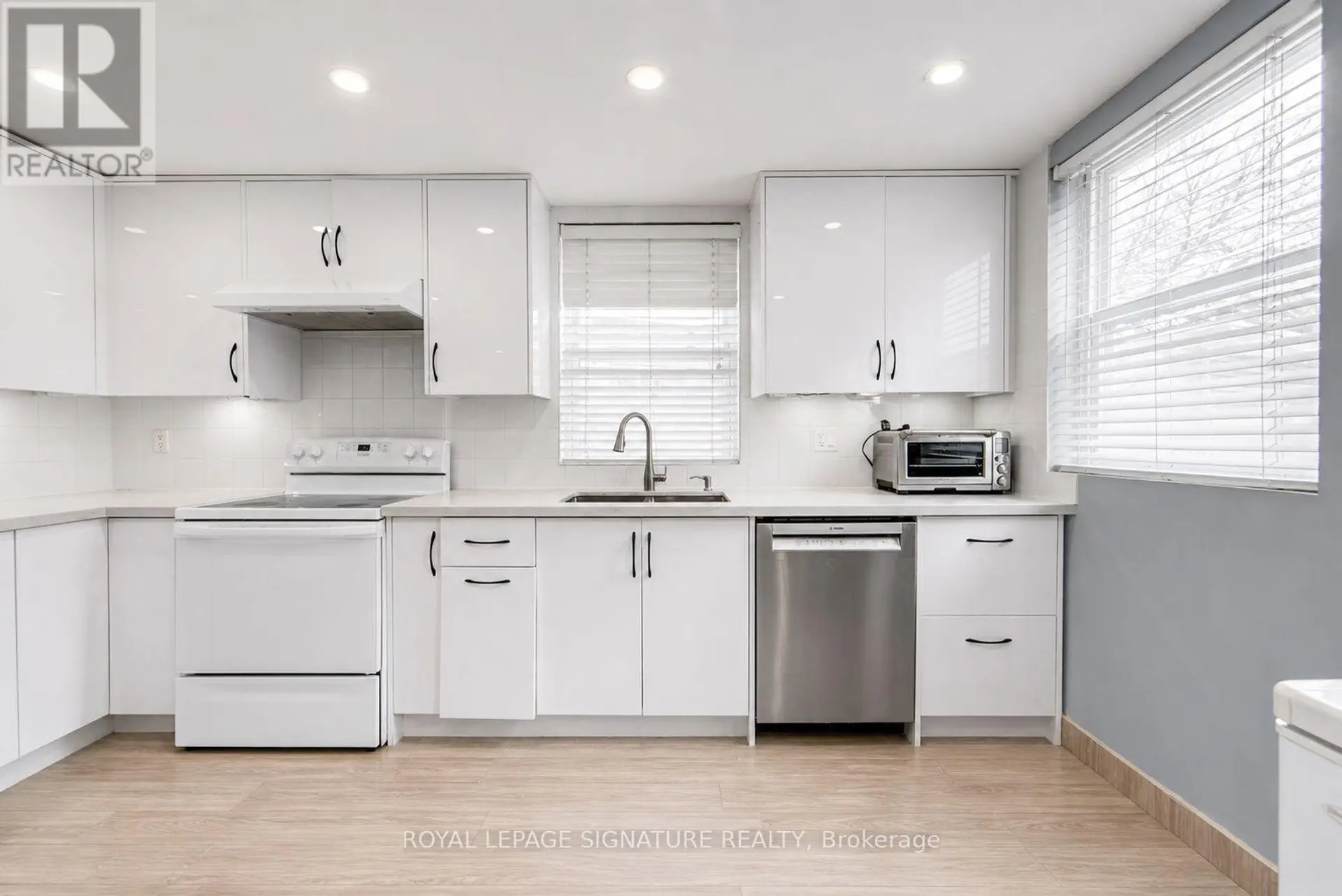 6 COSBURN AVENUE - Image 13