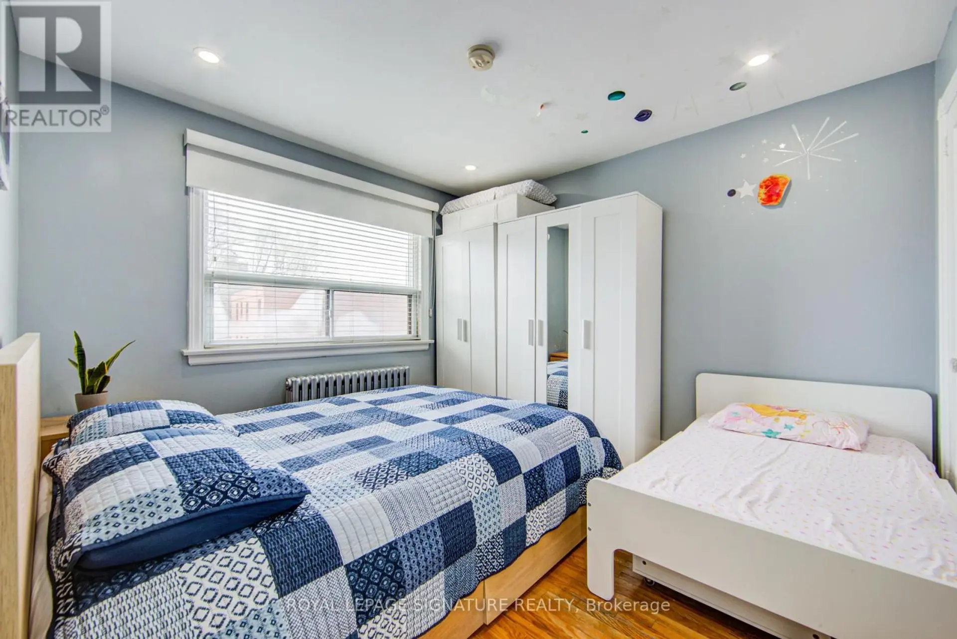 6 COSBURN AVENUE - Image 19