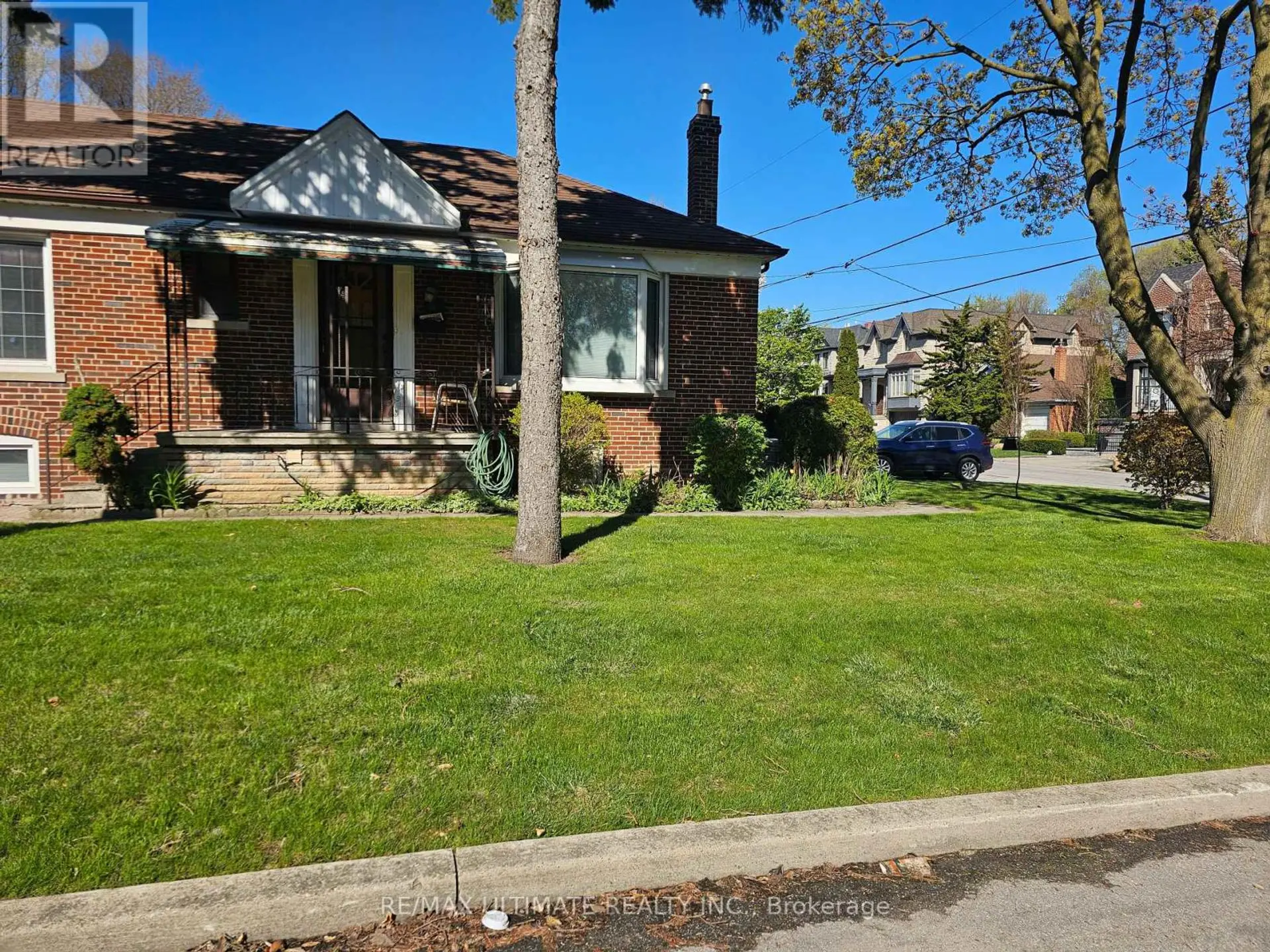 519 DOUGLAS AVENUE - Image 1