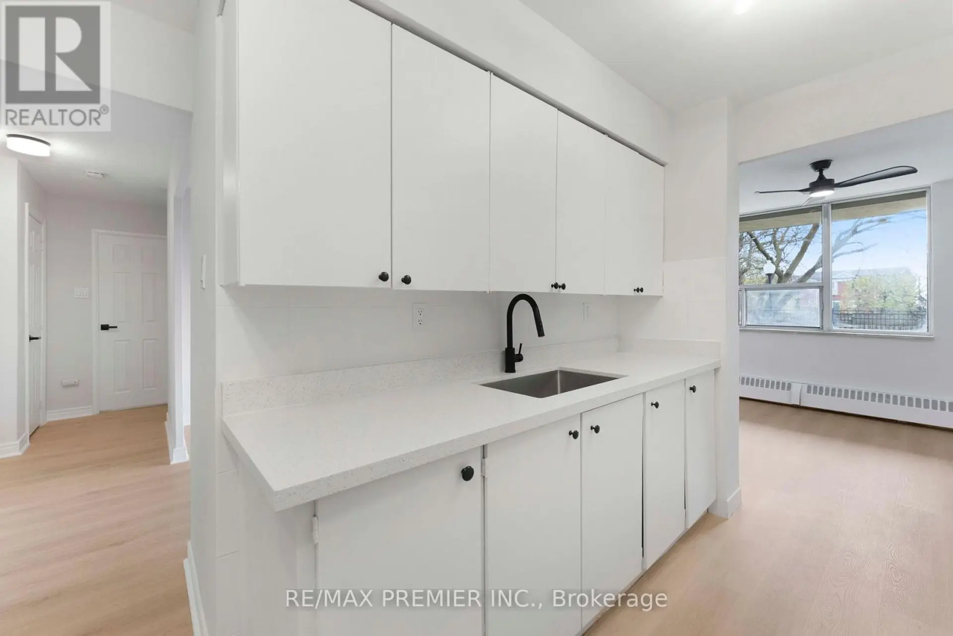 #105 5 FRITH ROAD - Image 10
