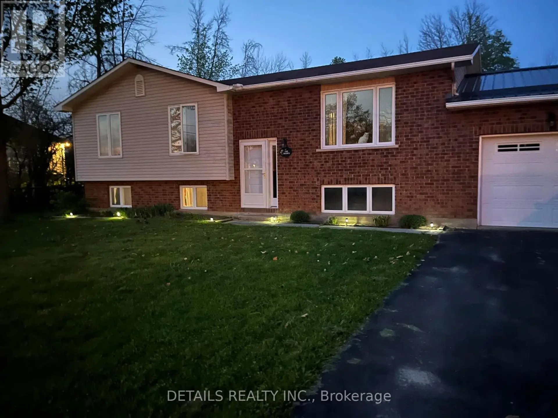7 TILLY LANE - Image 3
