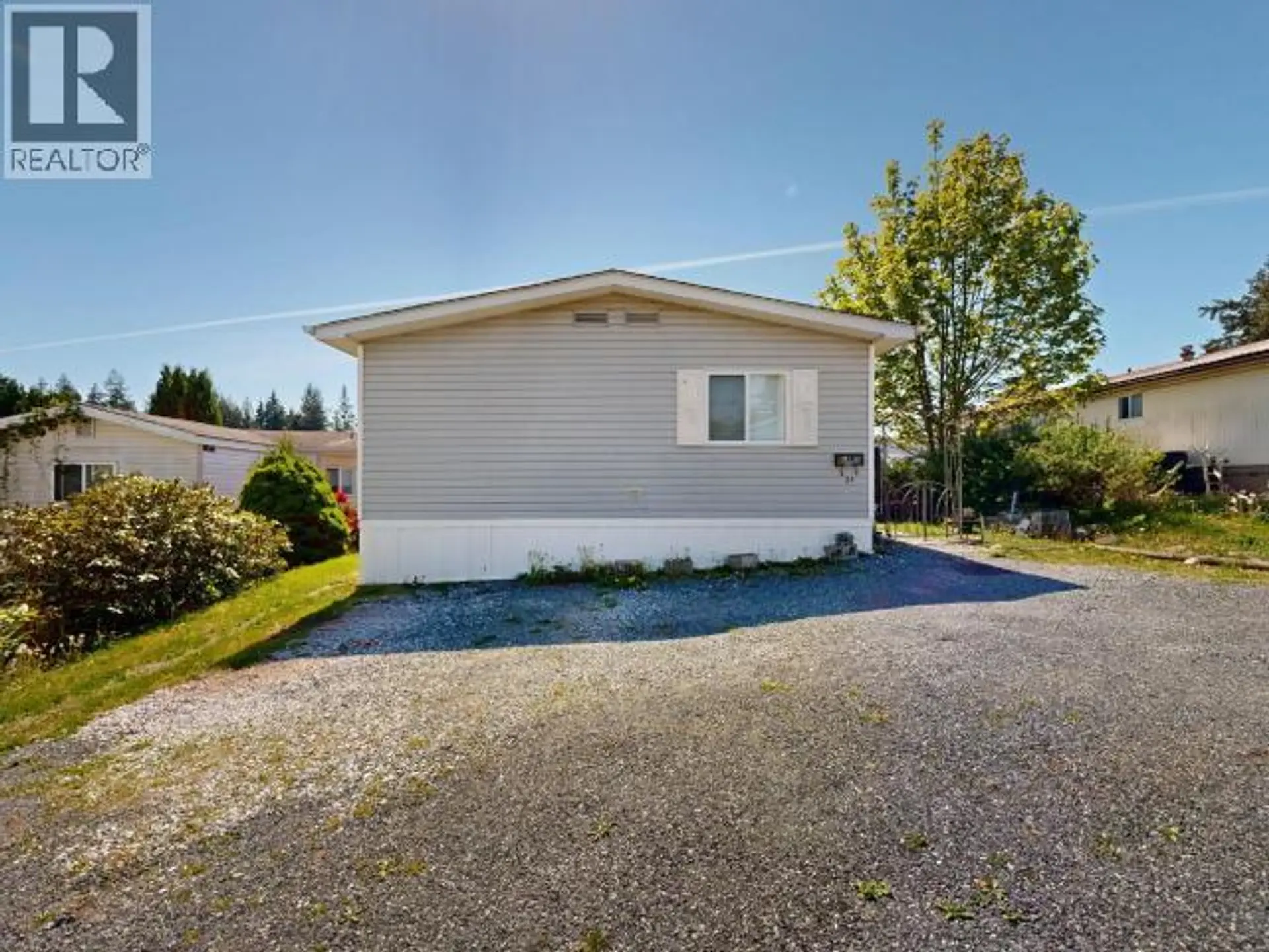 24-4500 CLARIDGE ROAD - Image 15