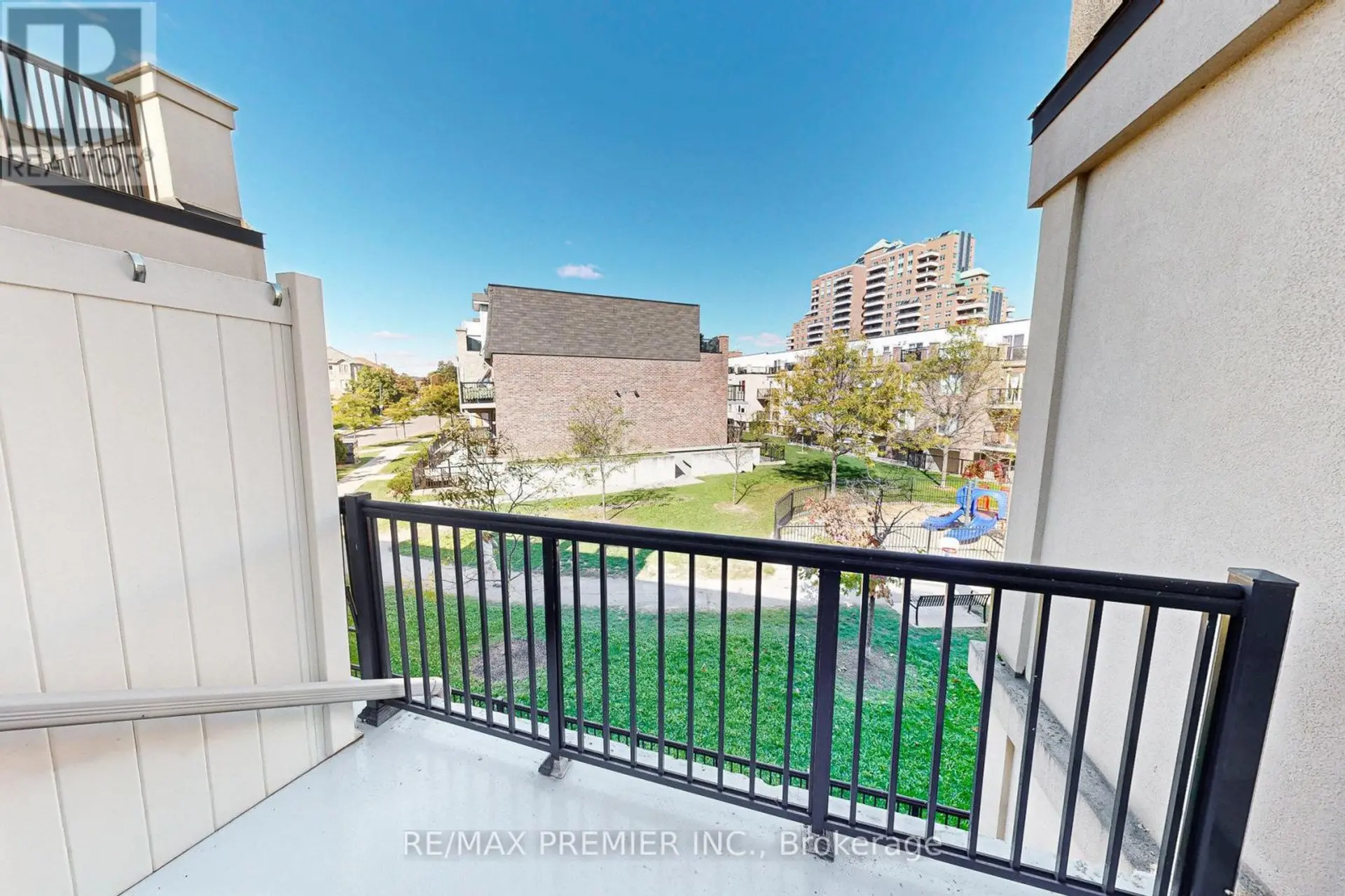 #2046 3033 FINCH AVENUE - Image 6