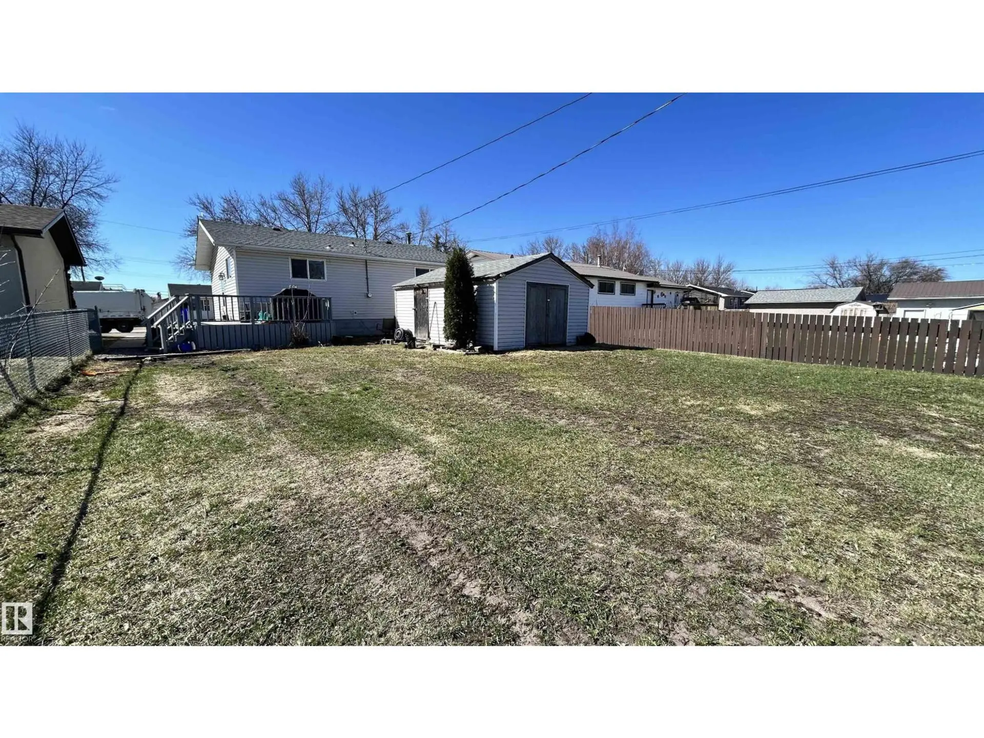 5411 51 AV - Image 3