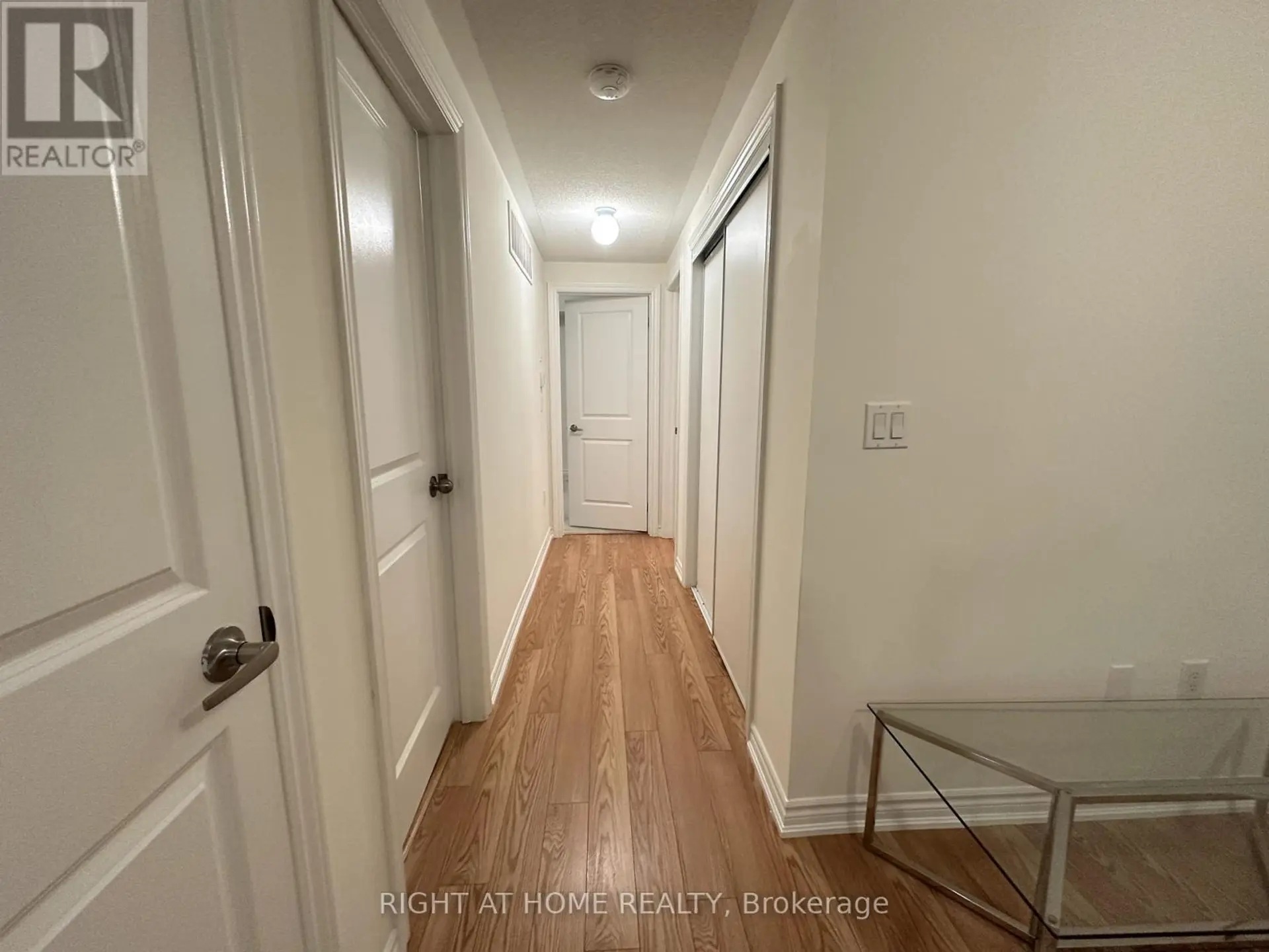 #602 50 HALLIFORD PLACE - Image 13