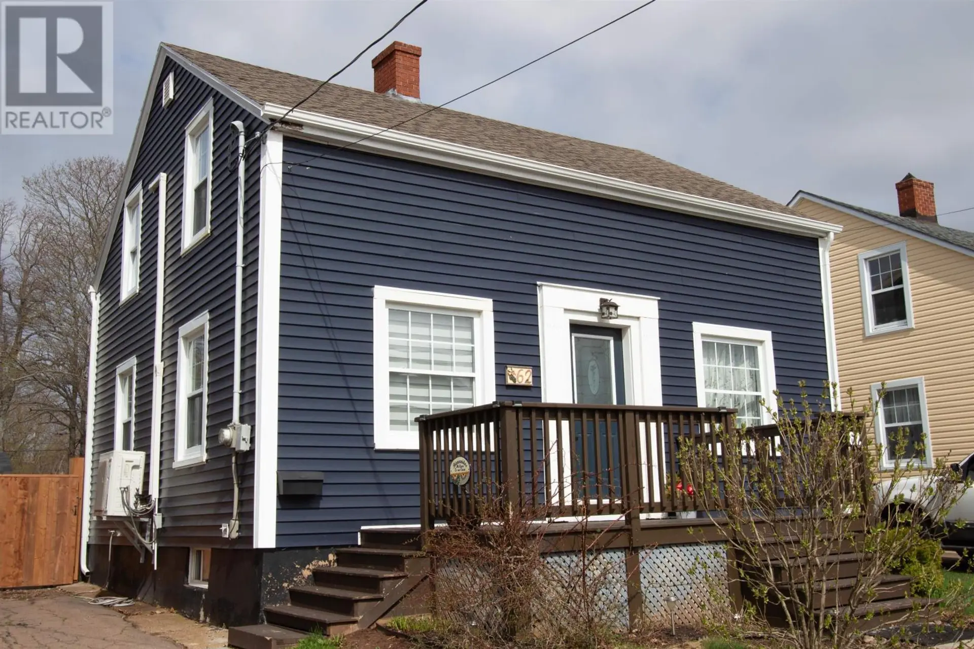 62 RUSSELL - Image 1