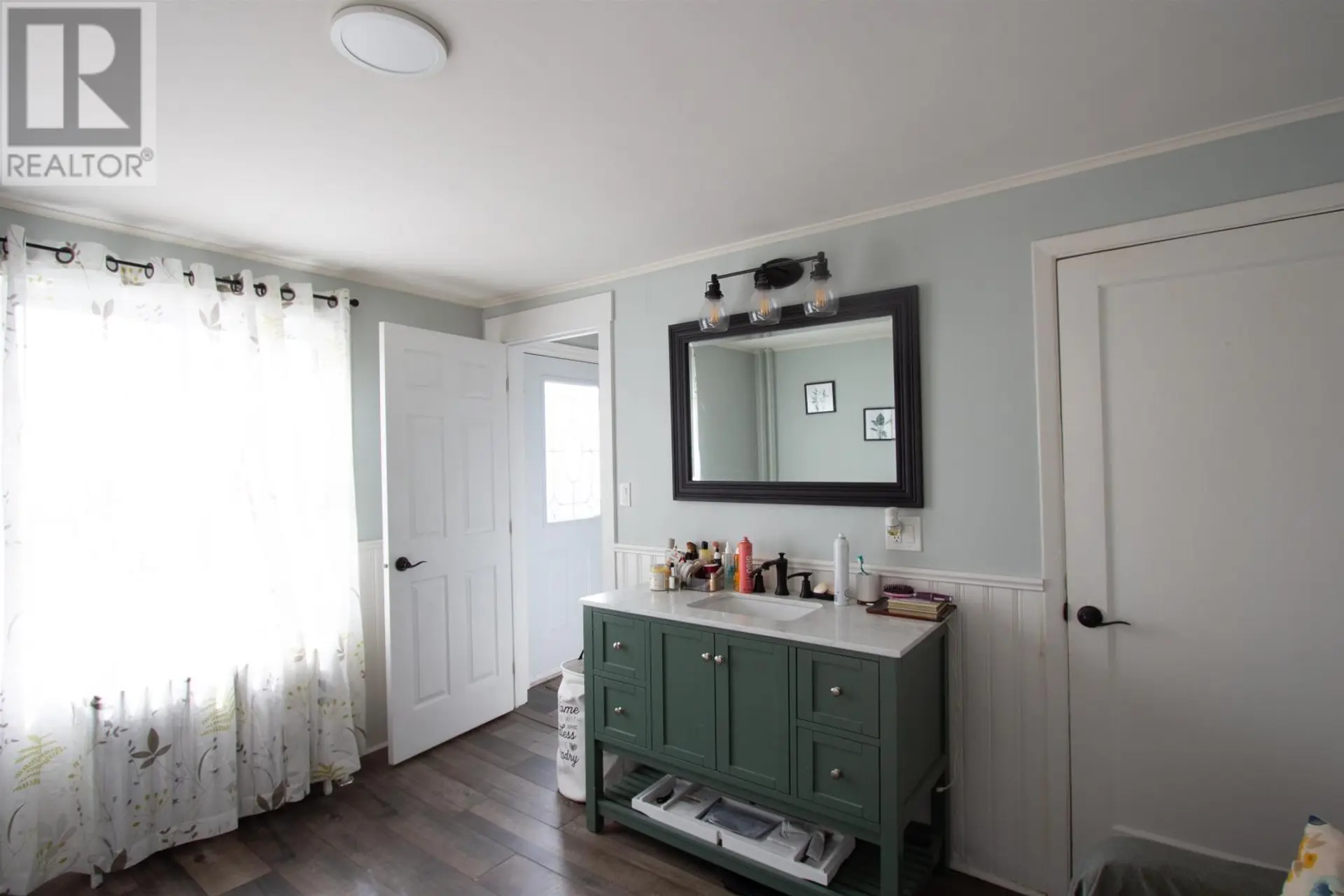 62 RUSSELL - Image 7