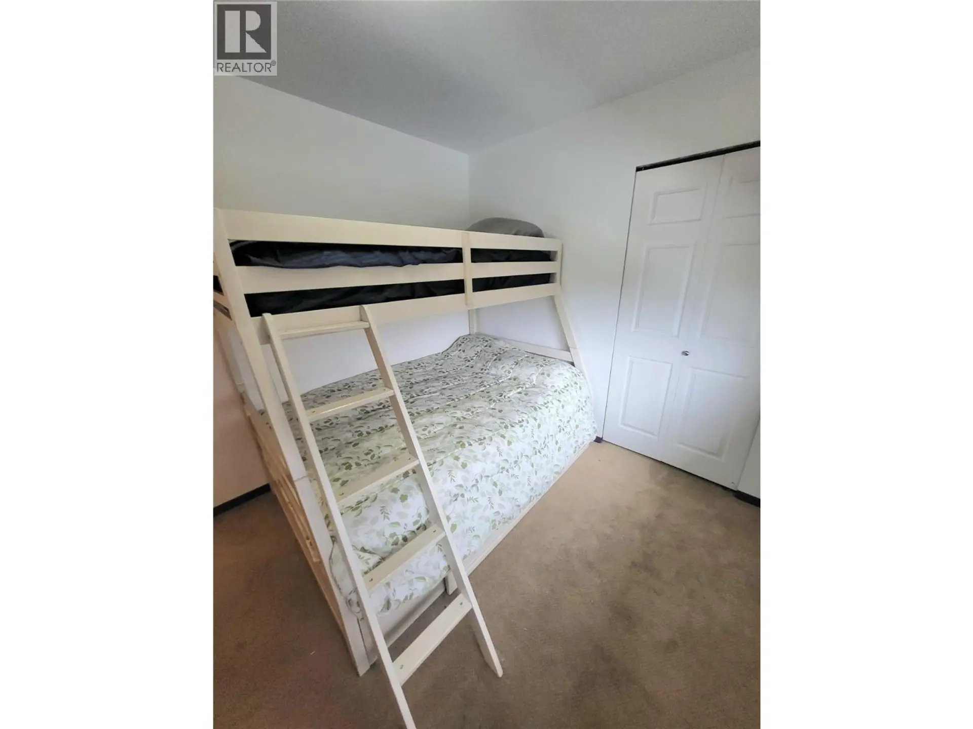 132 Stevens Court - Image 13